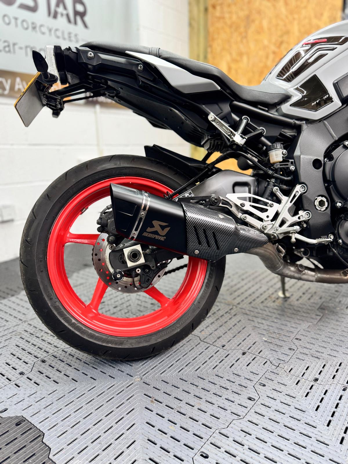 YAMAHA MT-10 - Image 2