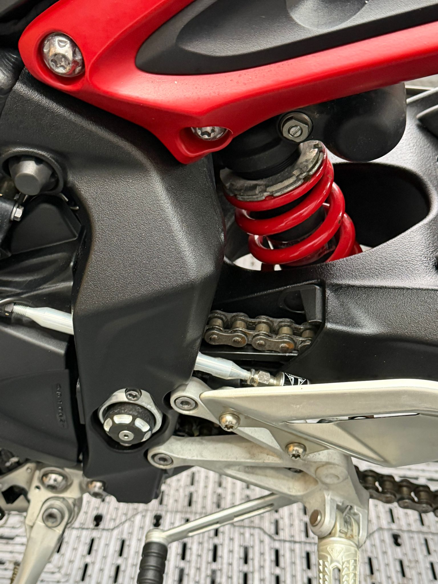 TRIUMPH STREET TRIPLE 765 R - Image 6