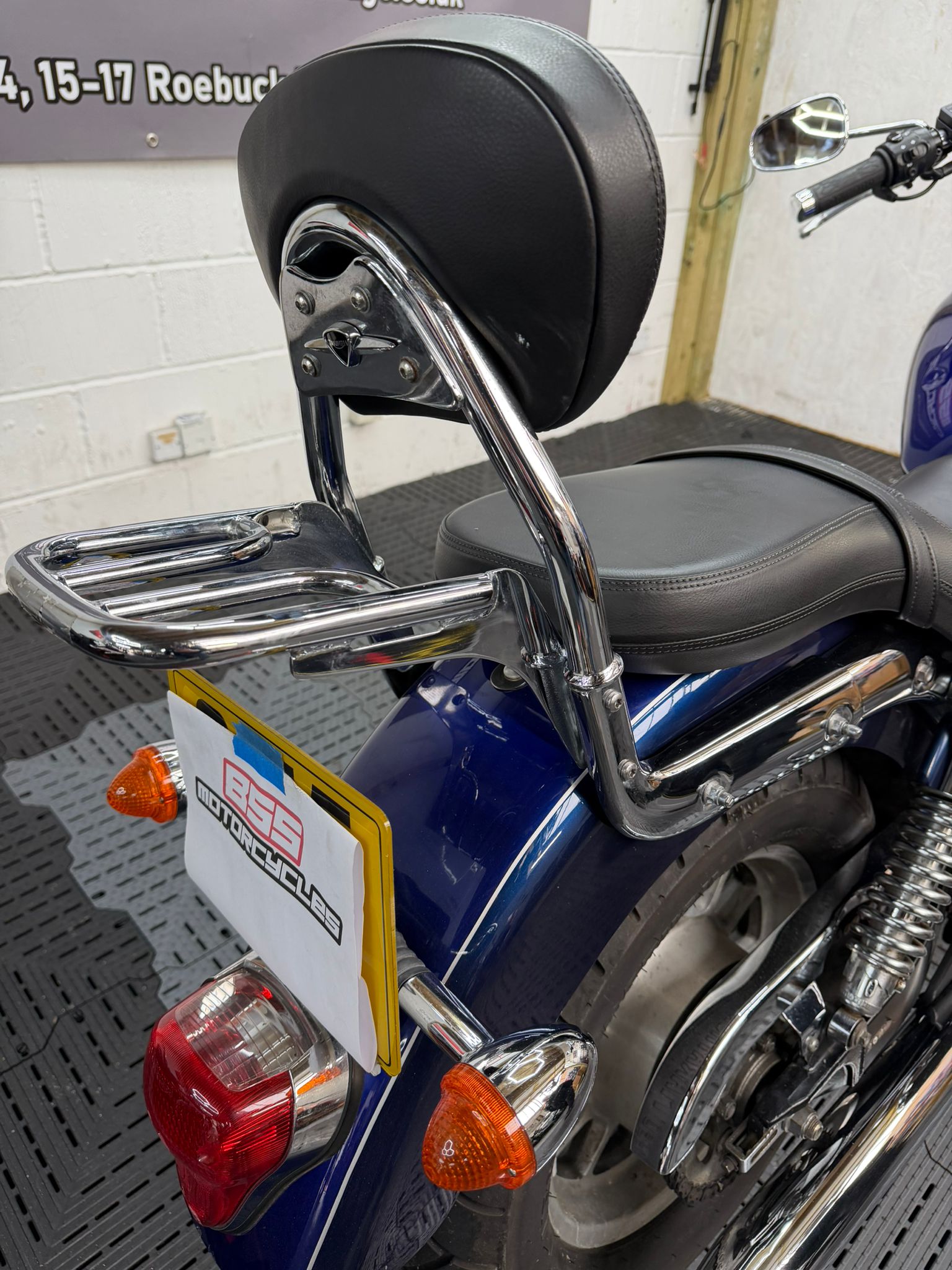 TRIUMPH BONNEVILLE AMERICA 865 - Image 3