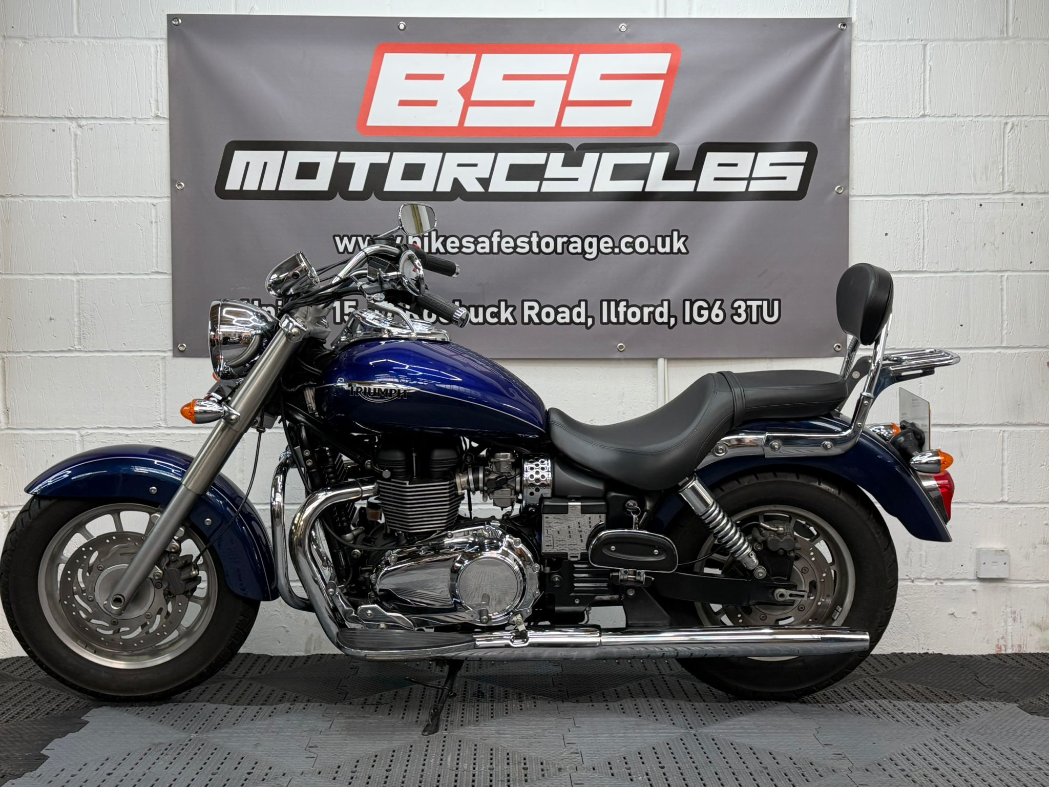 TRIUMPH BONNEVILLE AMERICA 865 - Image 21