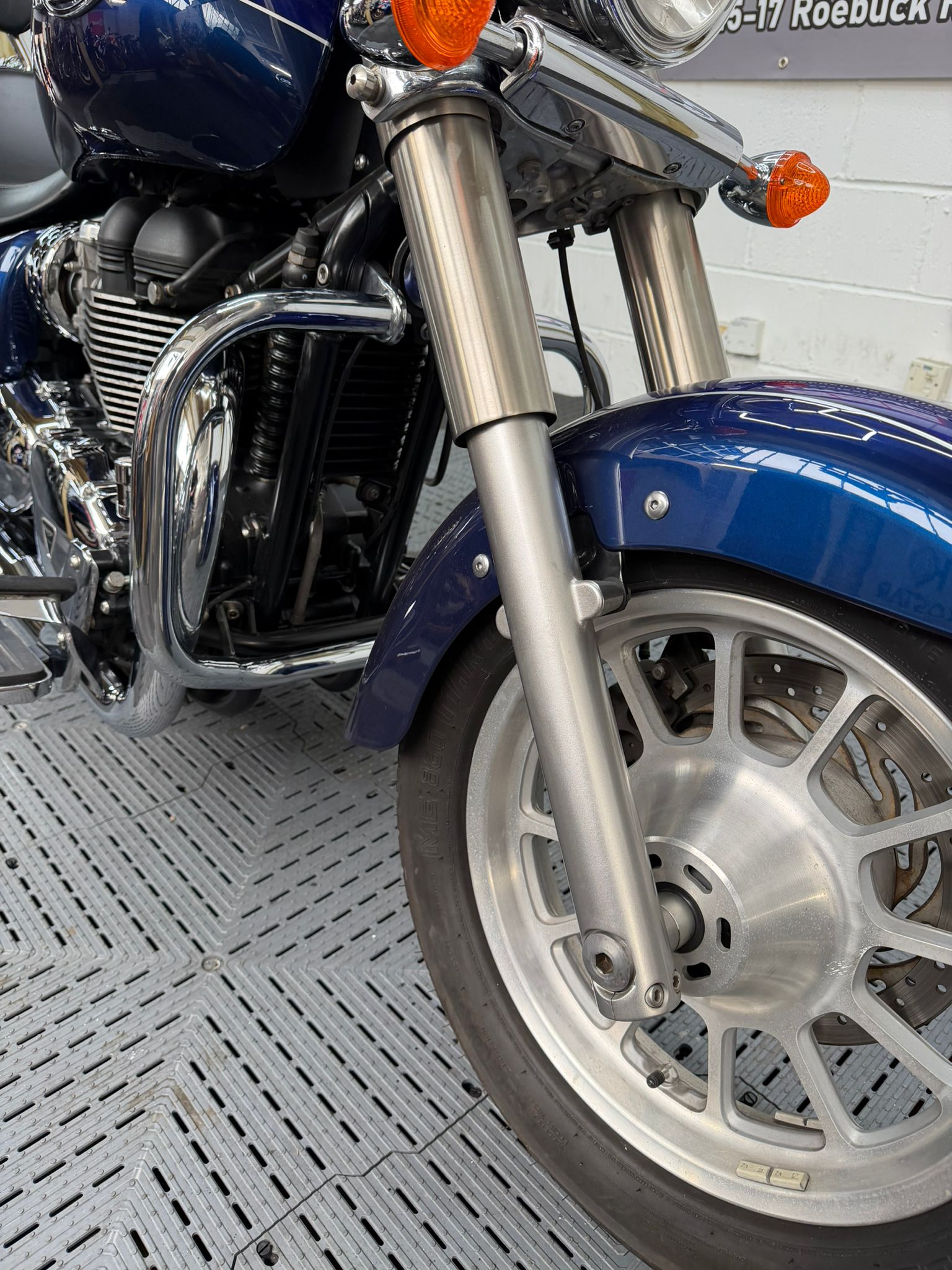 TRIUMPH BONNEVILLE AMERICA 865 - Image 7