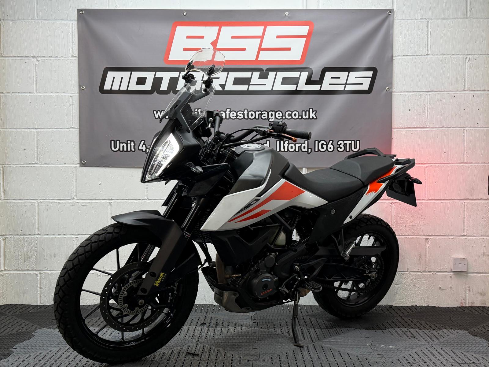 KTM ADVENTURE 390 X-RING - Image 4