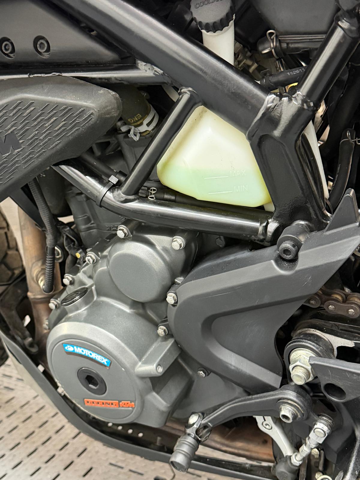 KTM ADVENTURE 390 X-RING - Image 10