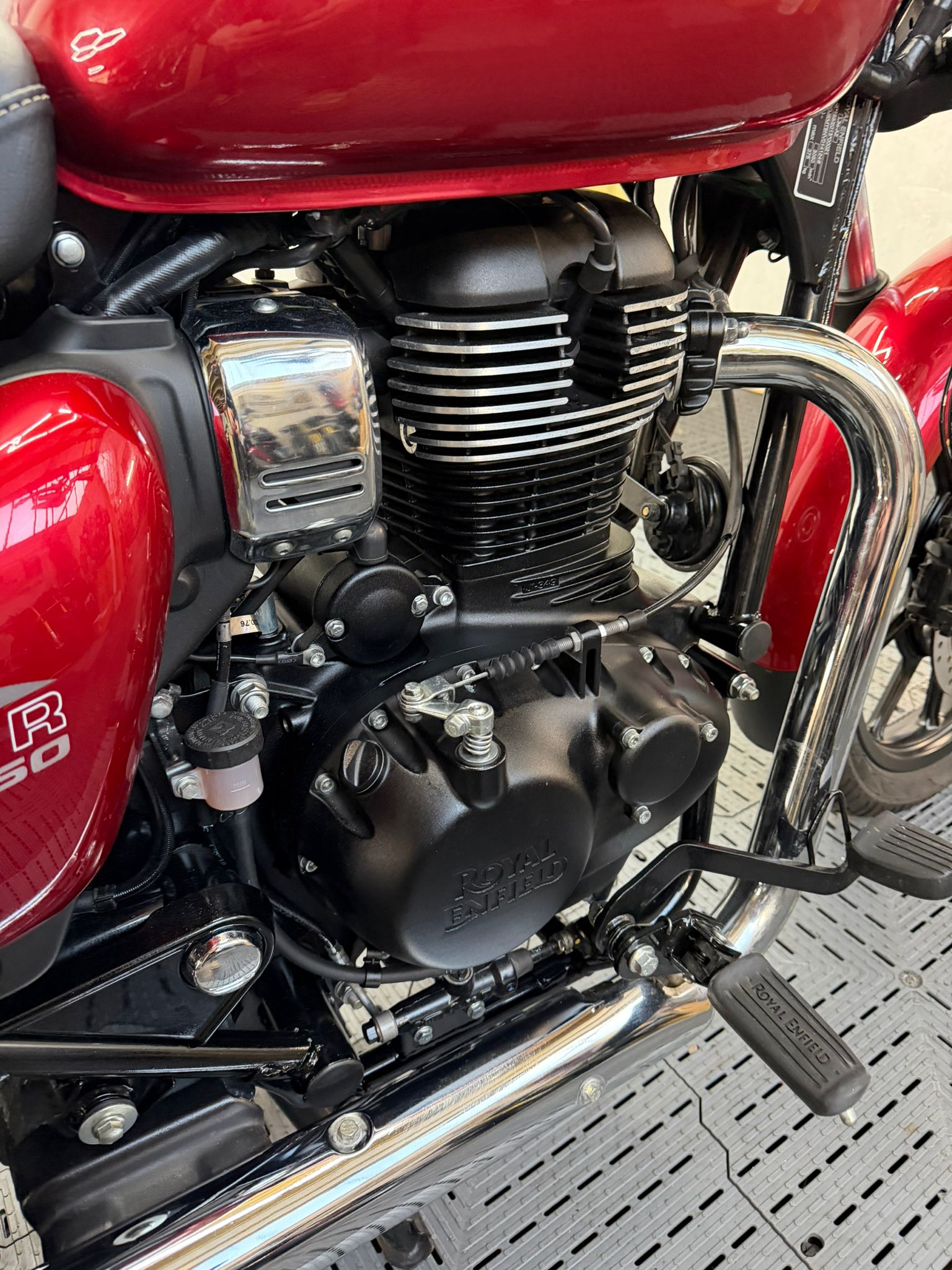 ROYAL ENFIELD METEOR 350 - Image 3