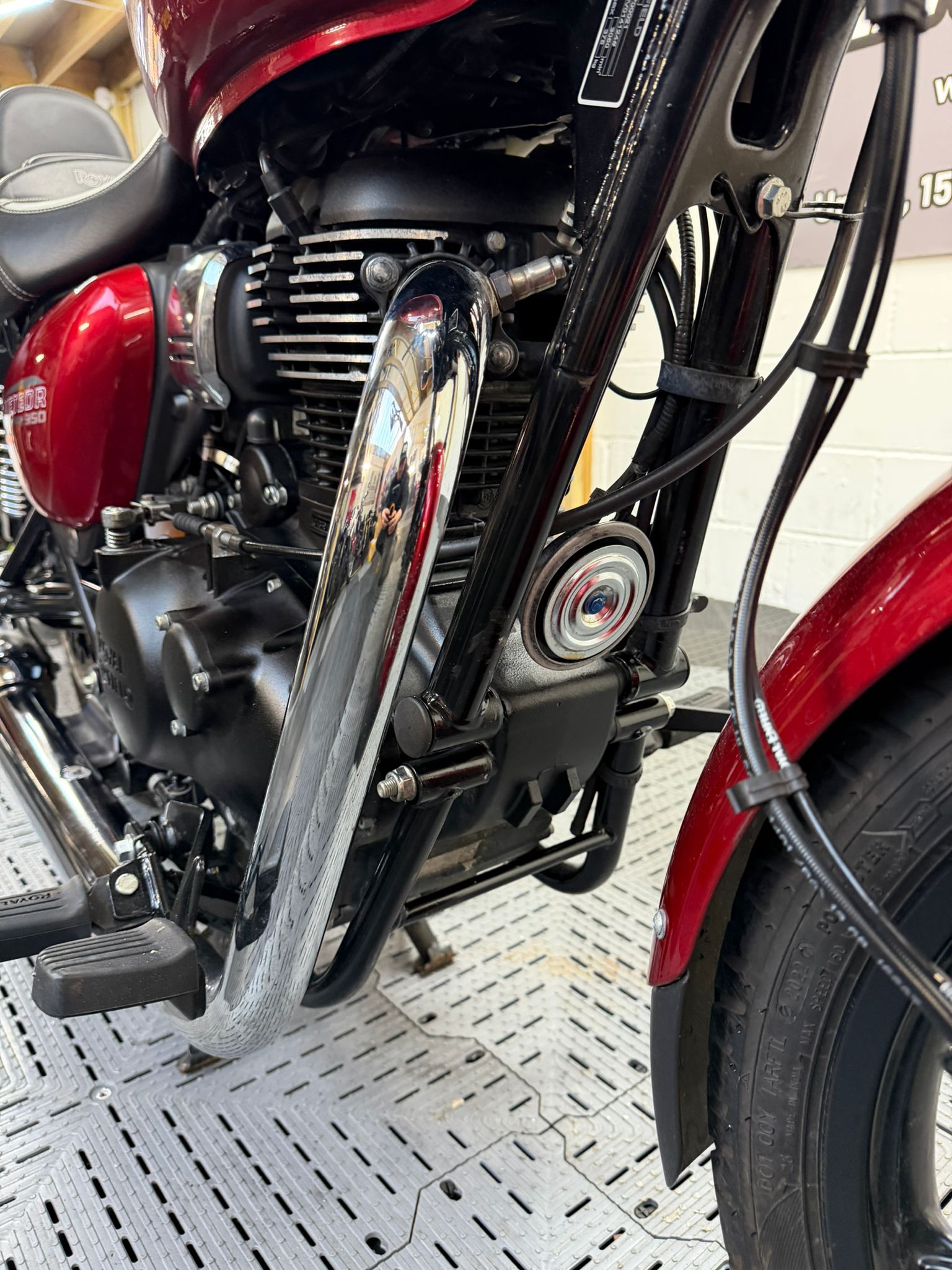 ROYAL ENFIELD METEOR 350 - Image 4
