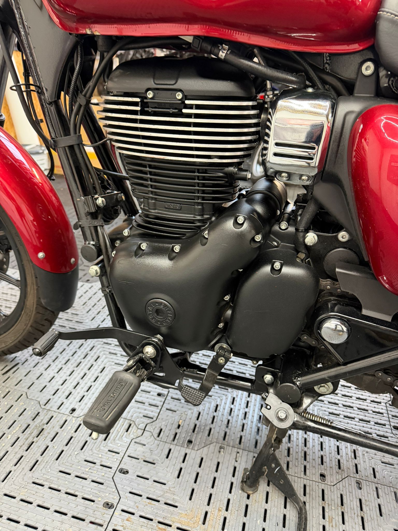 ROYAL ENFIELD METEOR 350 - Image 9