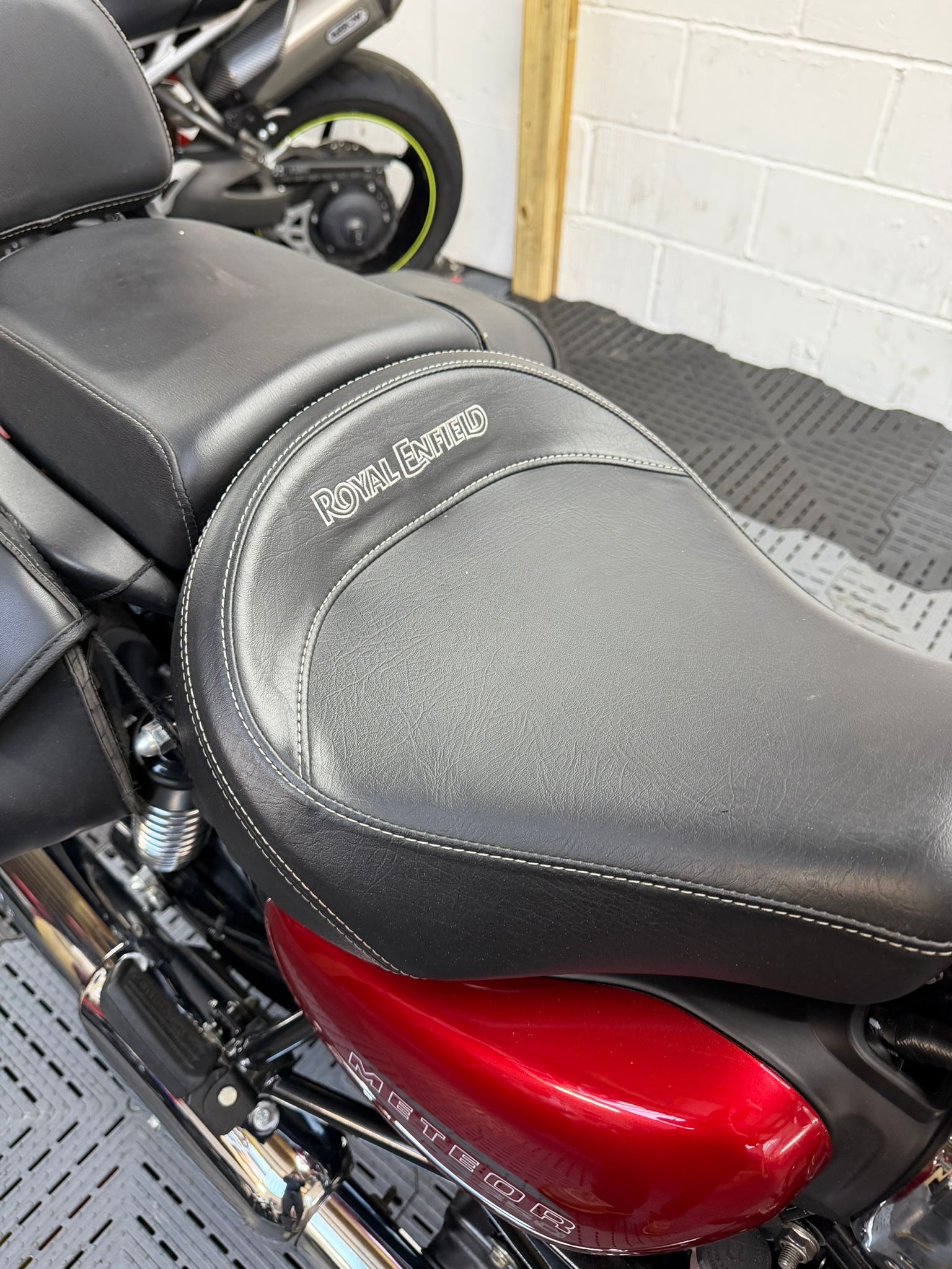 ROYAL ENFIELD METEOR 350 - Image 19