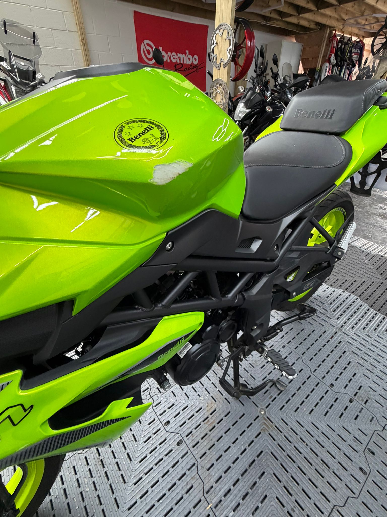 BENELLI BN 125 - Image 10