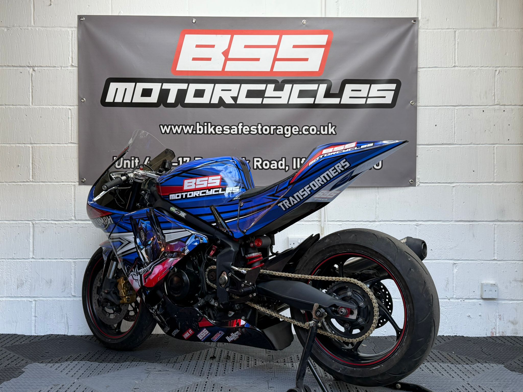 TRIUMPH street triple 675r (Track Conversion) - Image 13