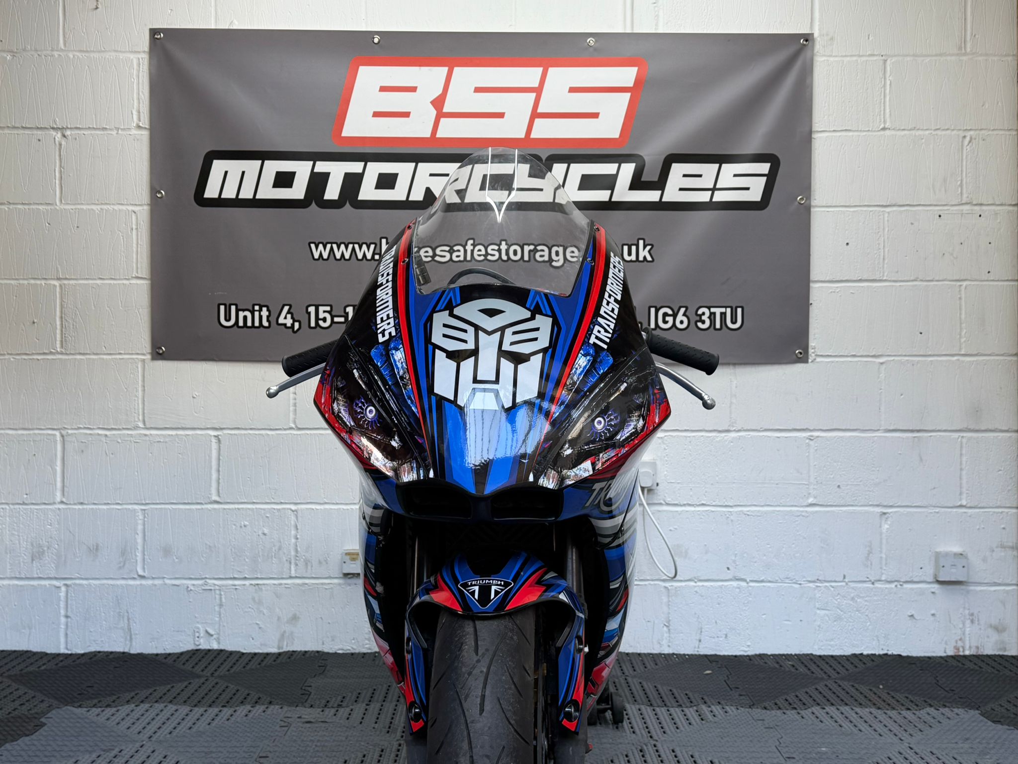 TRIUMPH street triple 675r (Track Conversion) - Image 16