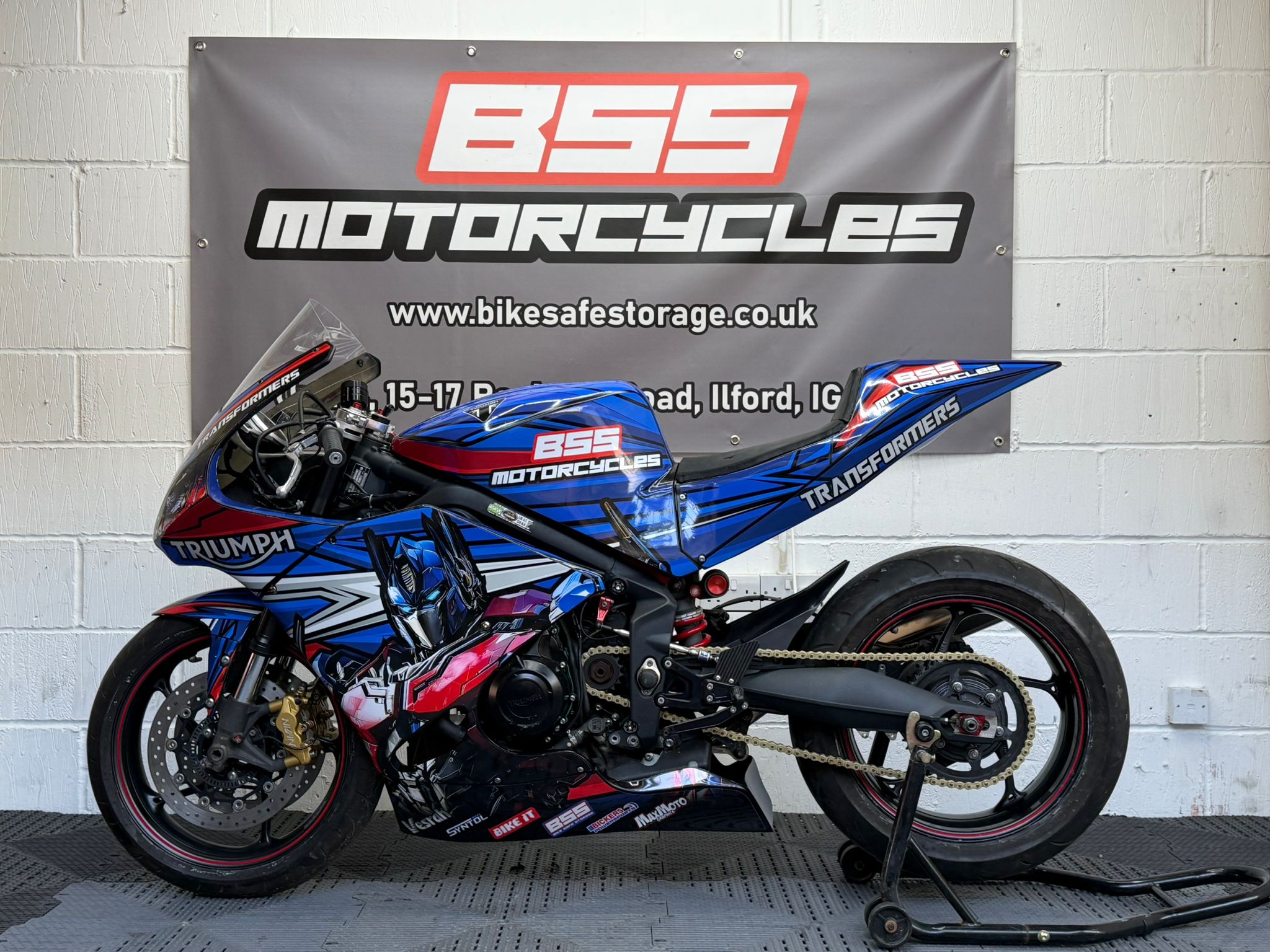 TRIUMPH street triple 675r (Track Conversion) - Image 18