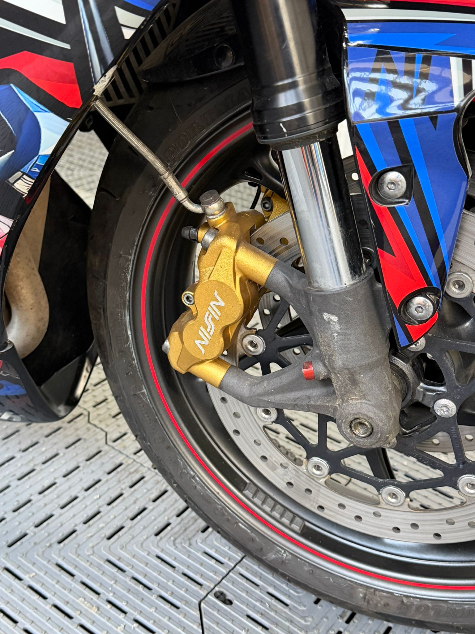 TRIUMPH street triple 675r (Track Conversion) - Image 6
