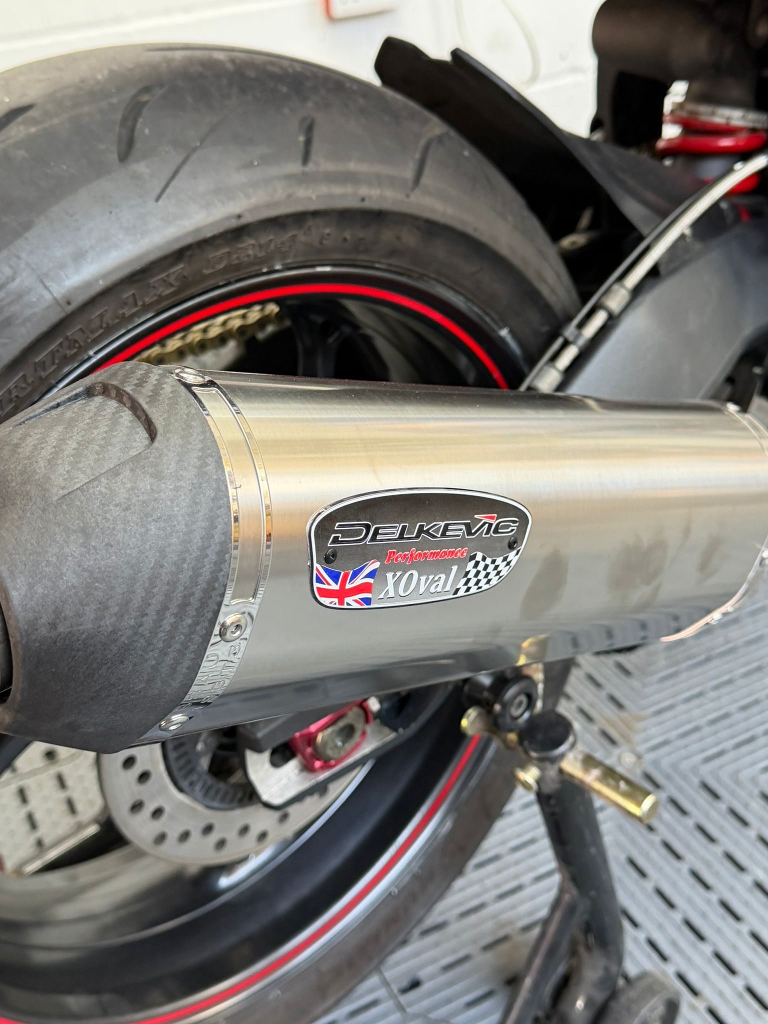 TRIUMPH street triple 675r (Track Conversion) - Image 9