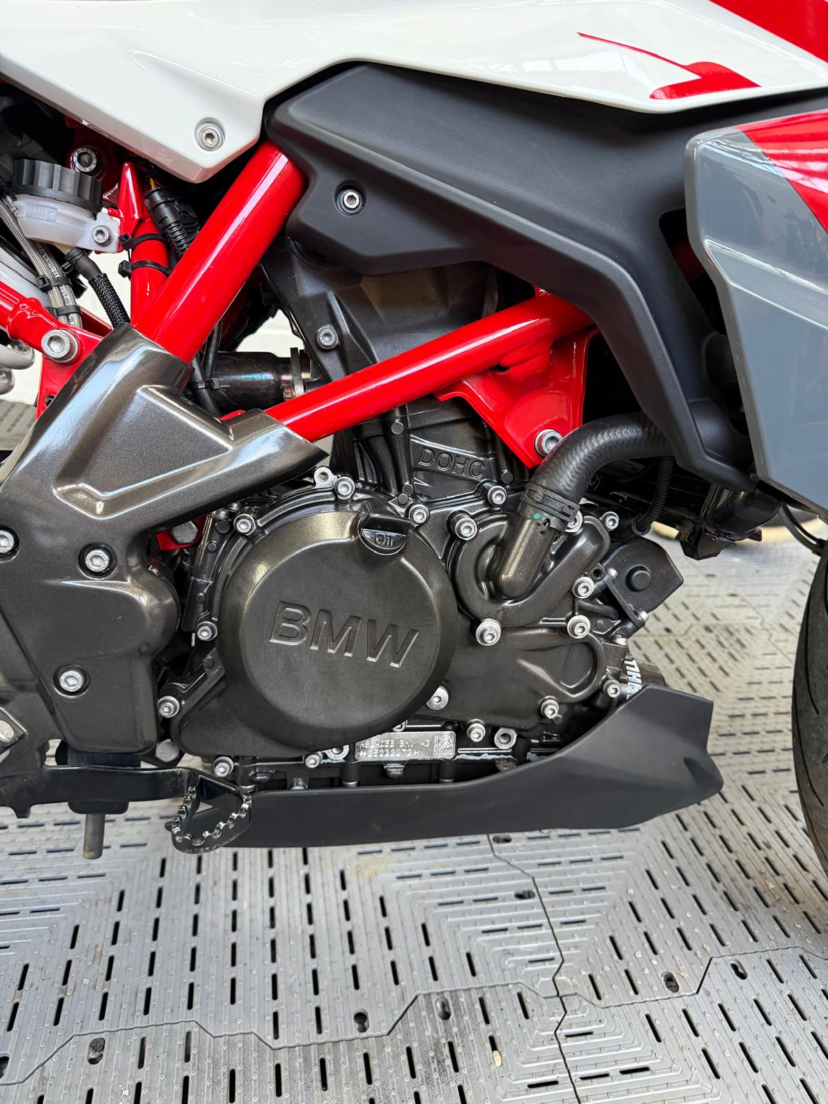 BMW G 310 R - Image 4