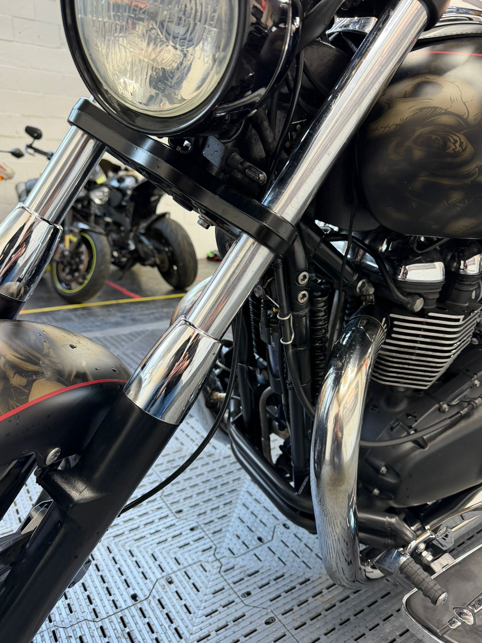 TRIUMPH SPEEDMASTER 865 - Image 14