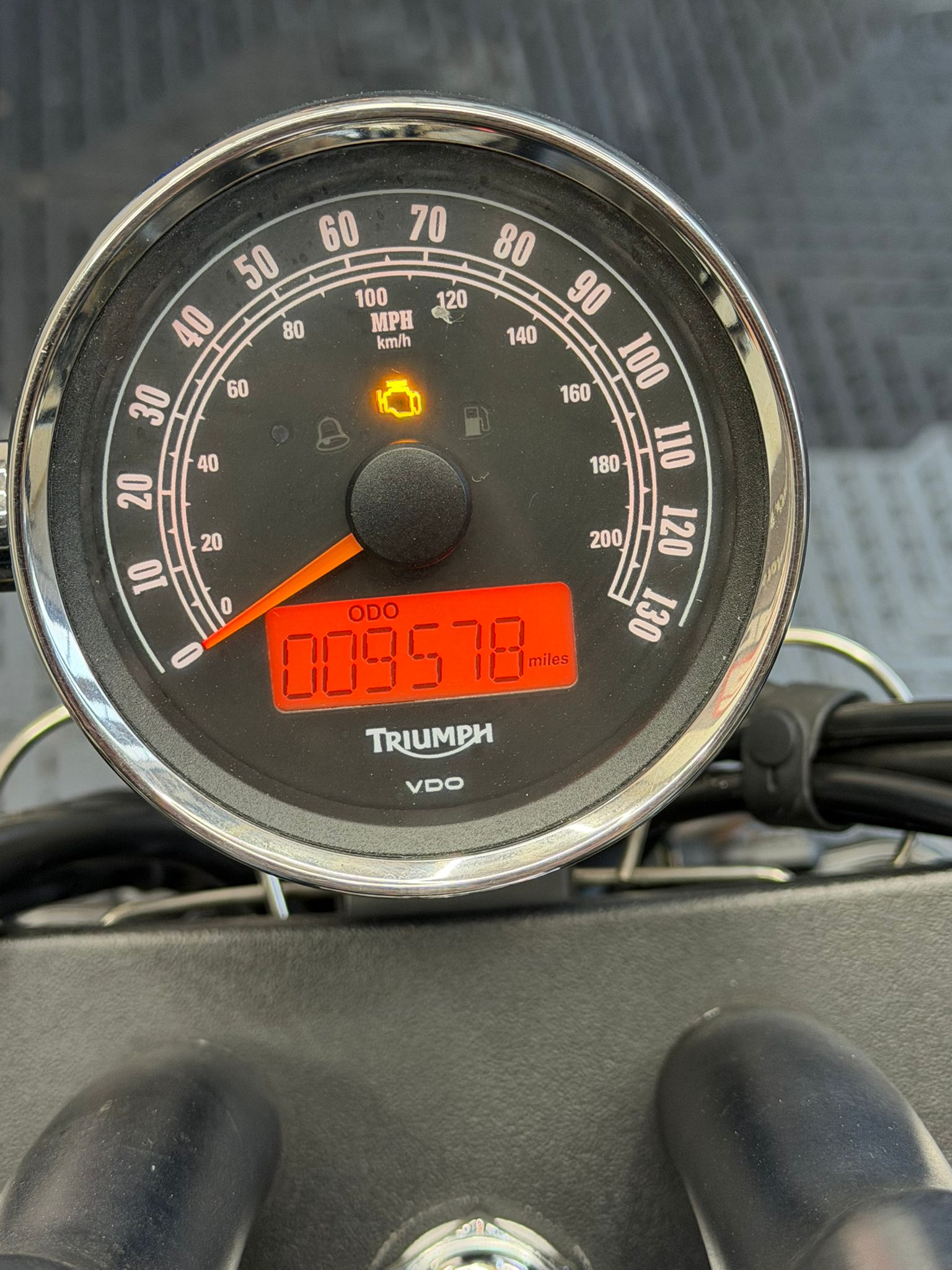 TRIUMPH SPEEDMASTER 865 - Image 20