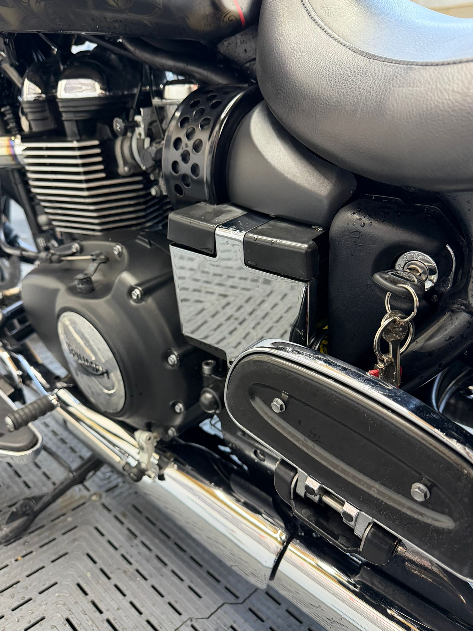 TRIUMPH SPEEDMASTER 865 - Image 10