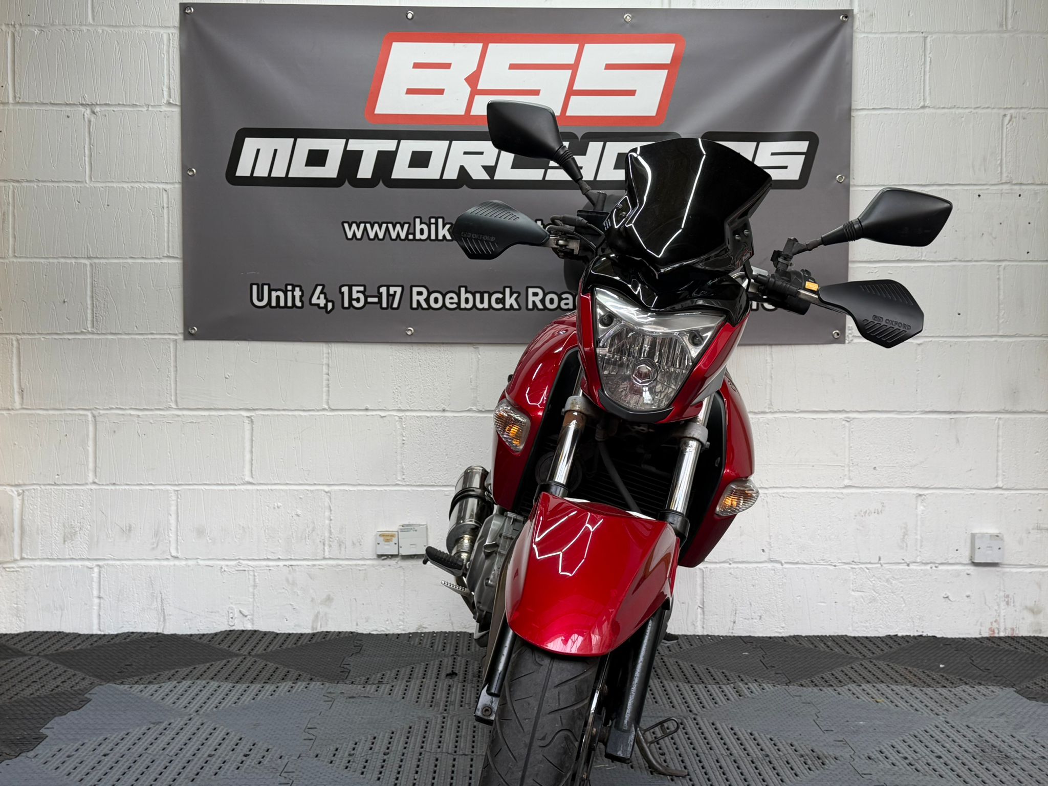 SUZUKI Inazuma 250 - Image 13