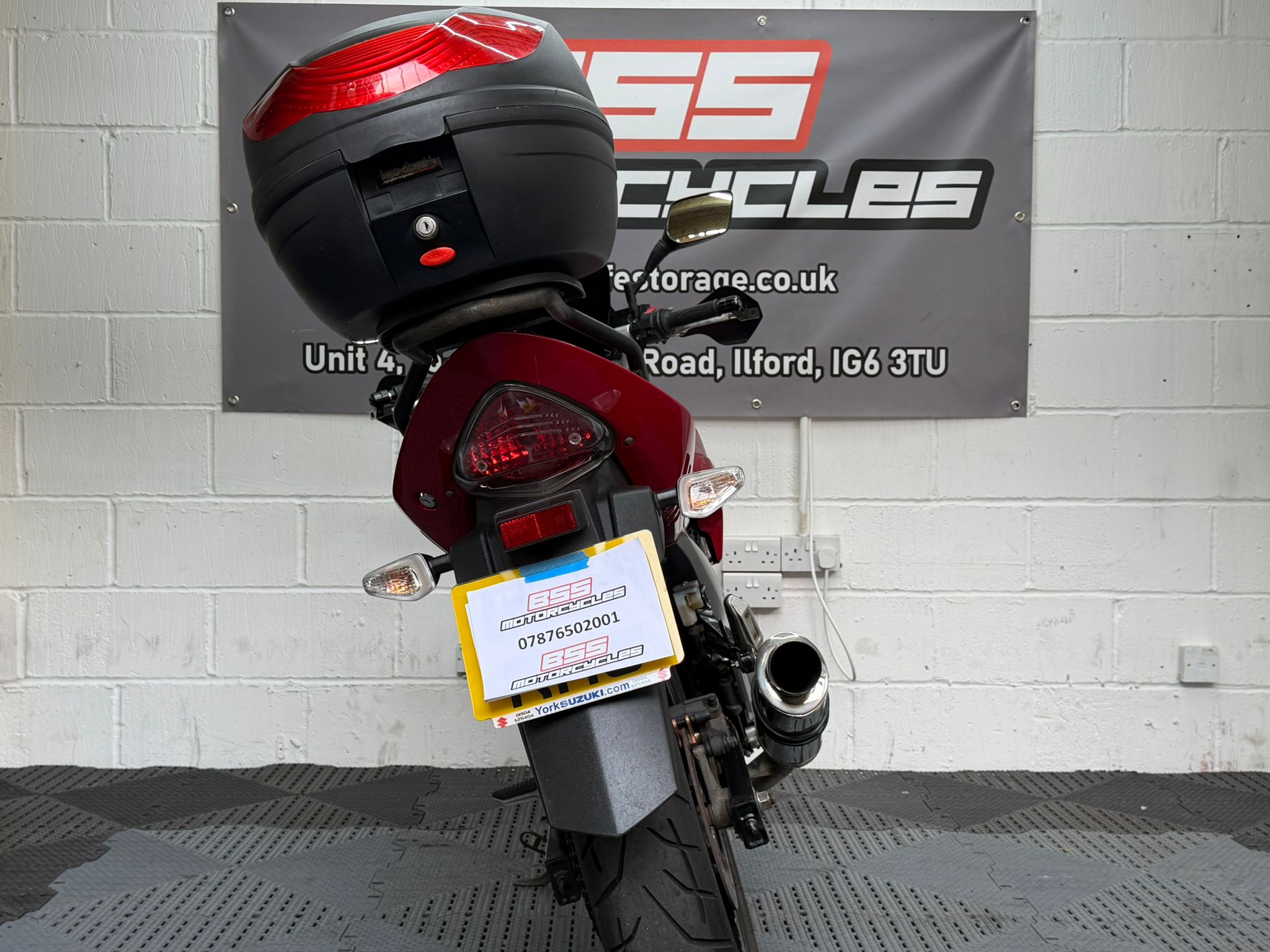 SUZUKI Inazuma 250 - Image 3