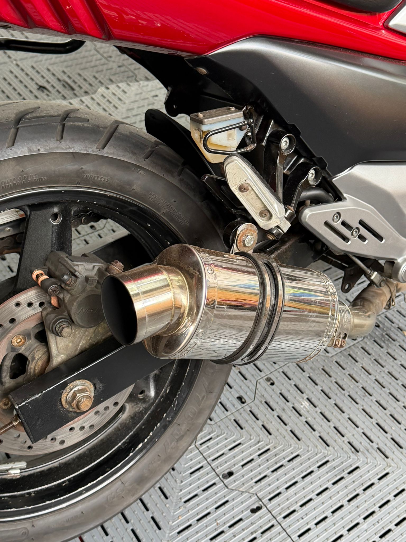 SUZUKI Inazuma 250 - Image 10