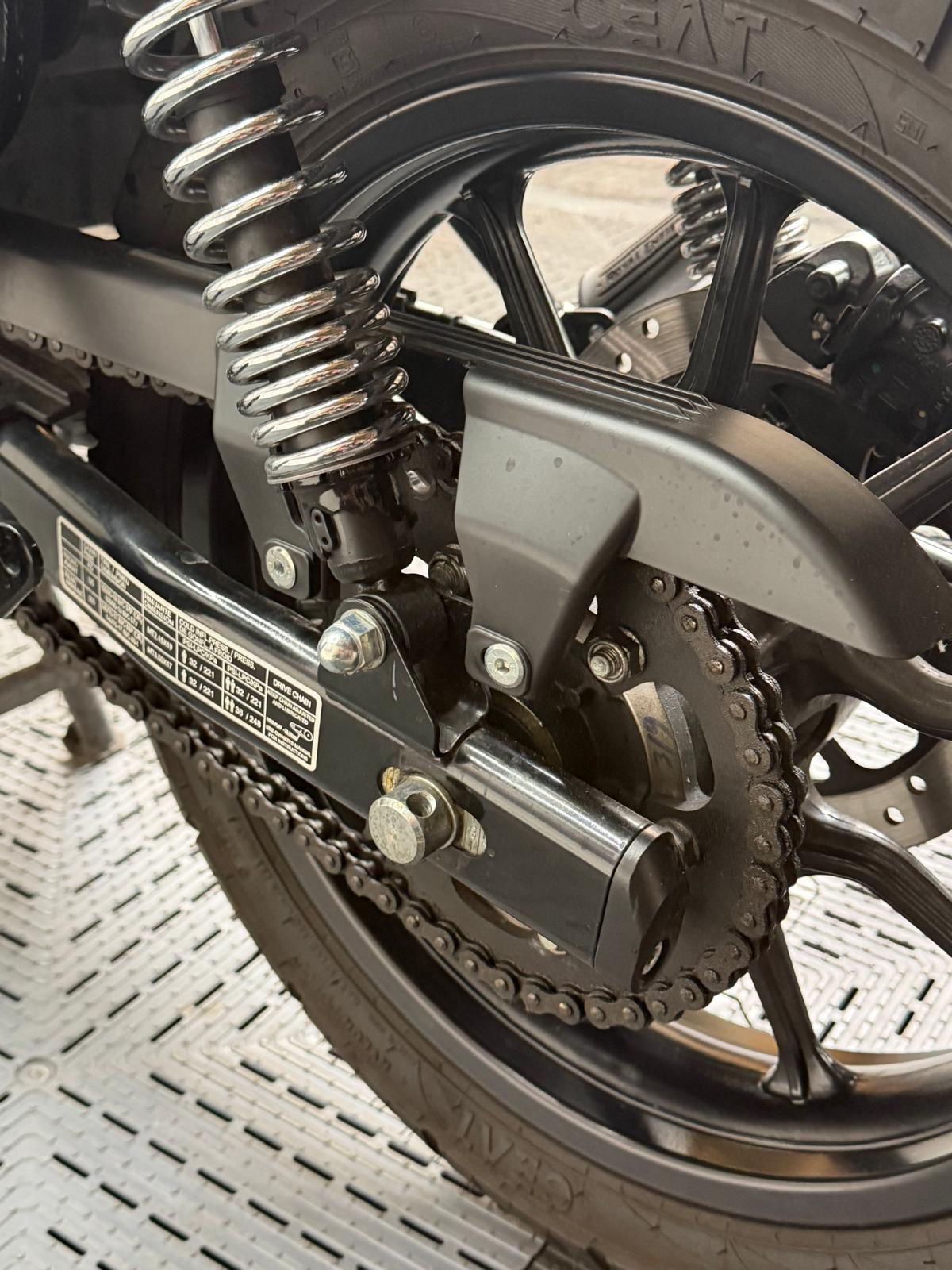 ROYAL ENFIELD METEOR 350 - Image 10
