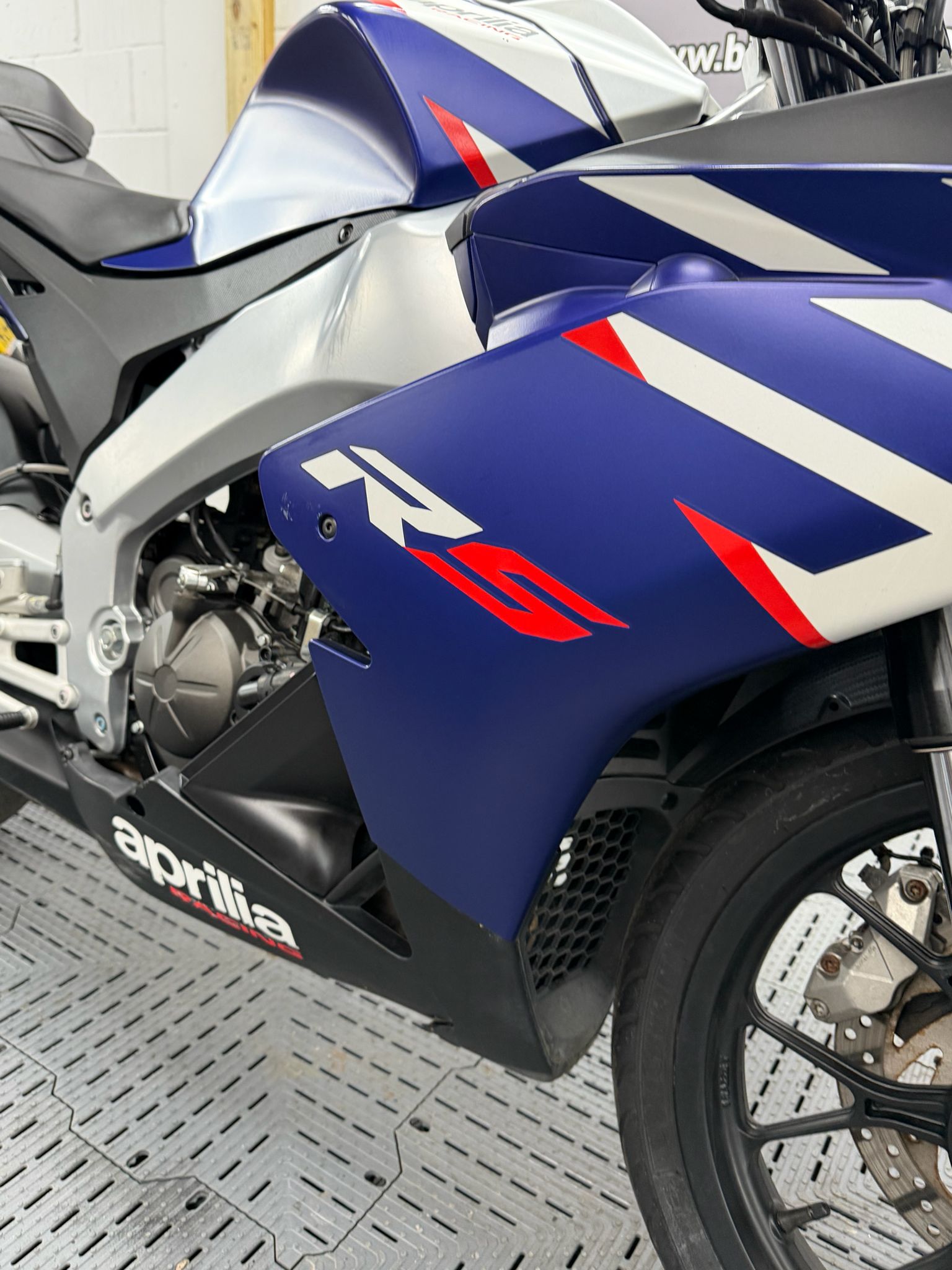 APRILIA RS 125 - Image 11