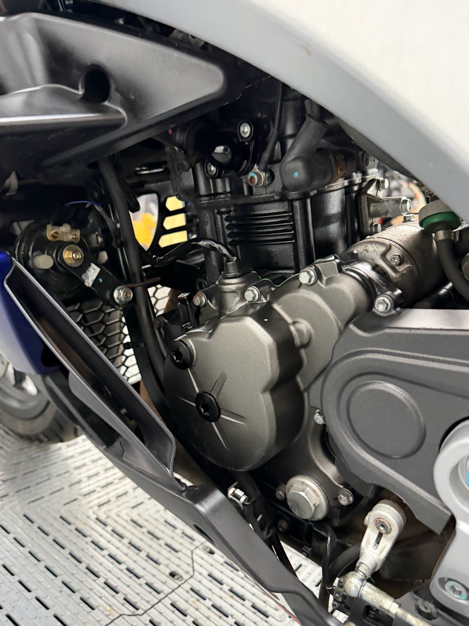 APRILIA RS 125 - Image 9