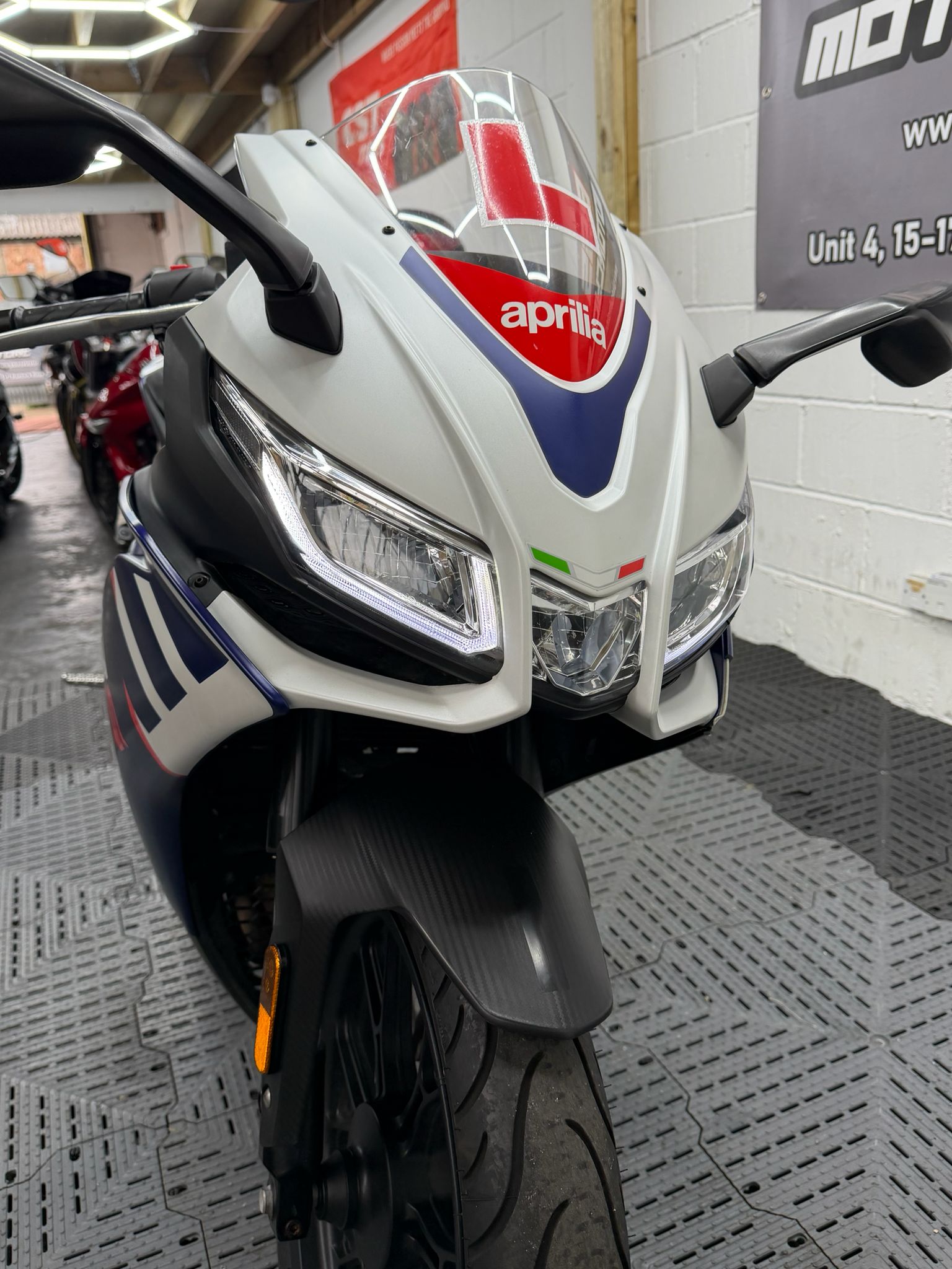 APRILIA RS 125 - Image 10