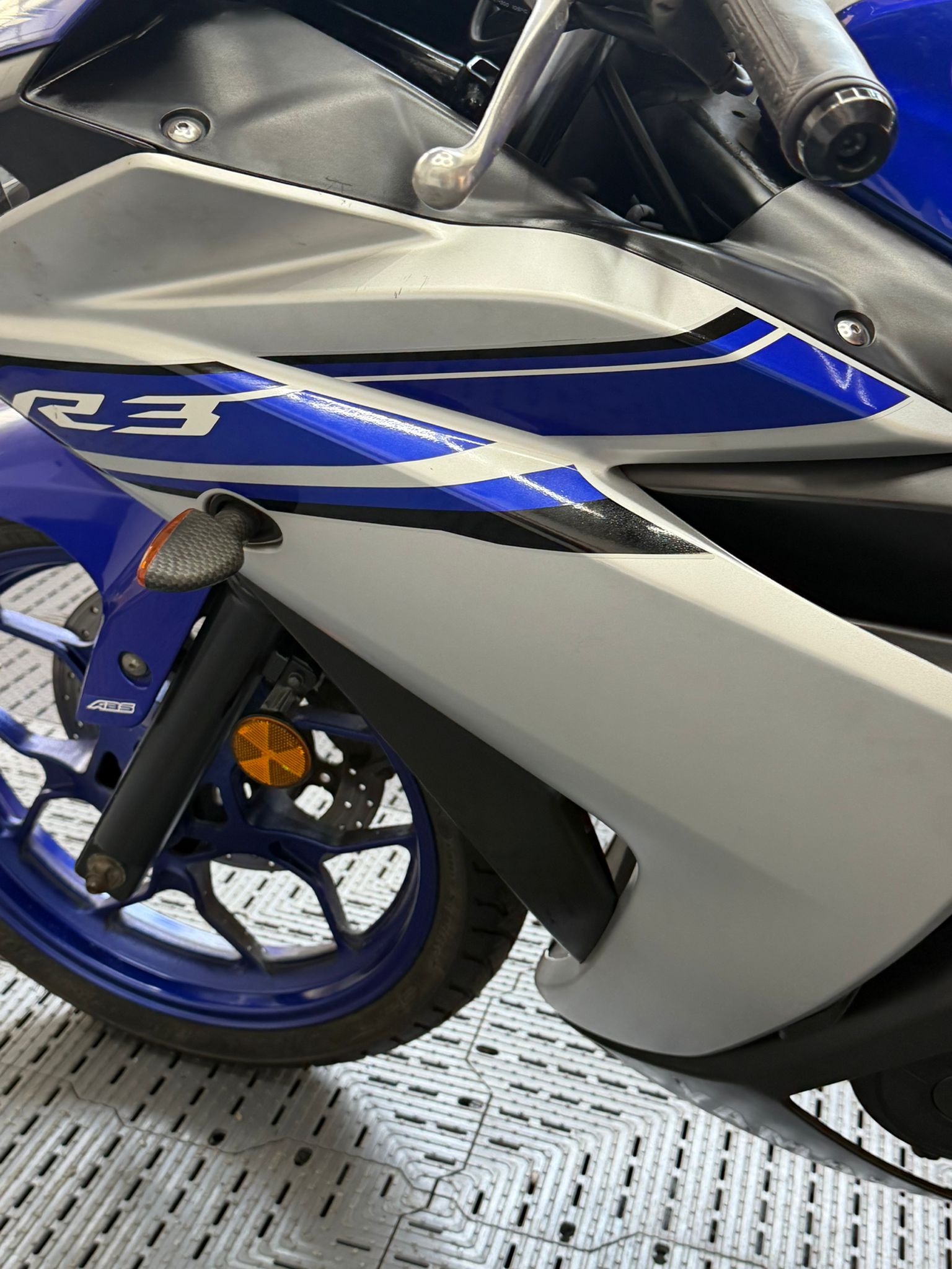 YAMAHA R3 ABS - Image 12