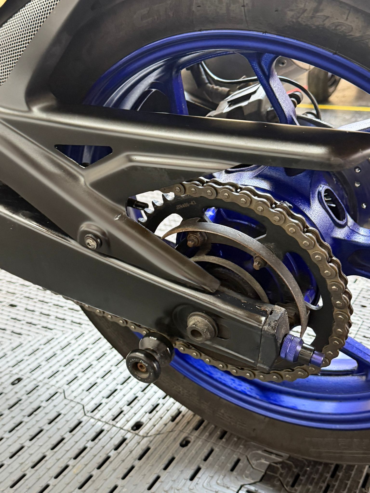 YAMAHA R3 ABS - Image 9