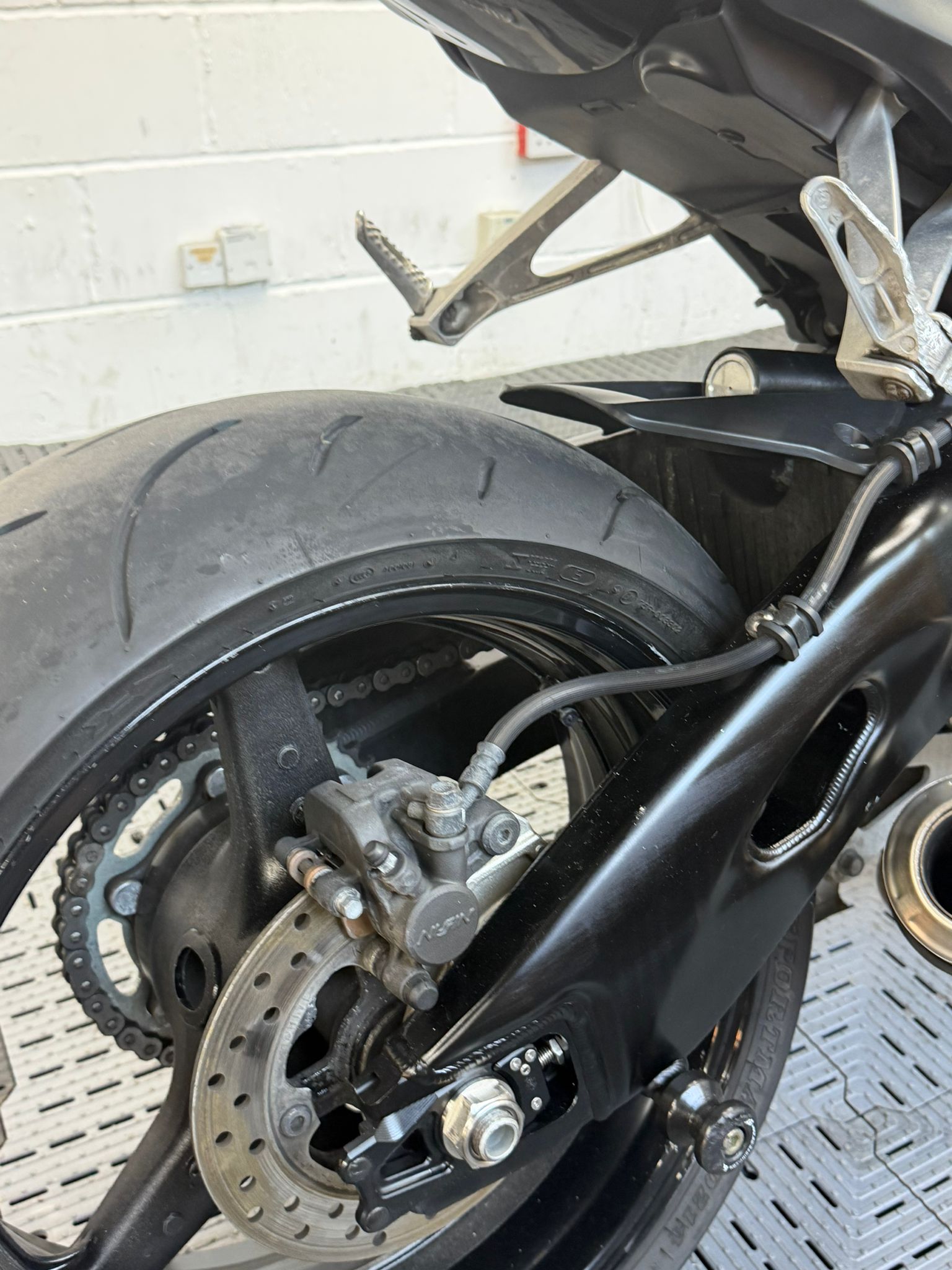 HONDA CBR1000RR FIREBLADE - Image 16