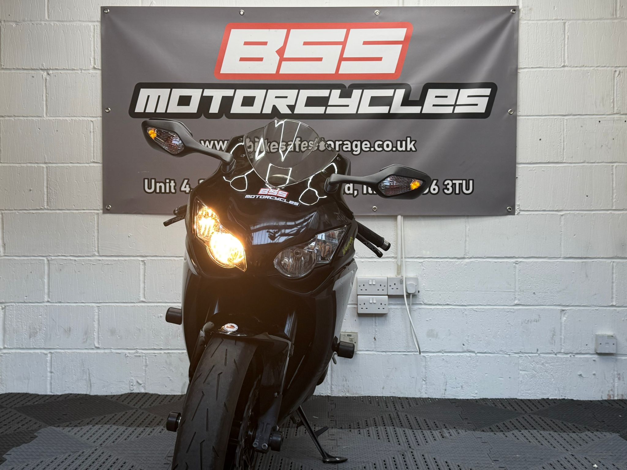 HONDA CBR1000RR FIREBLADE - Image 3