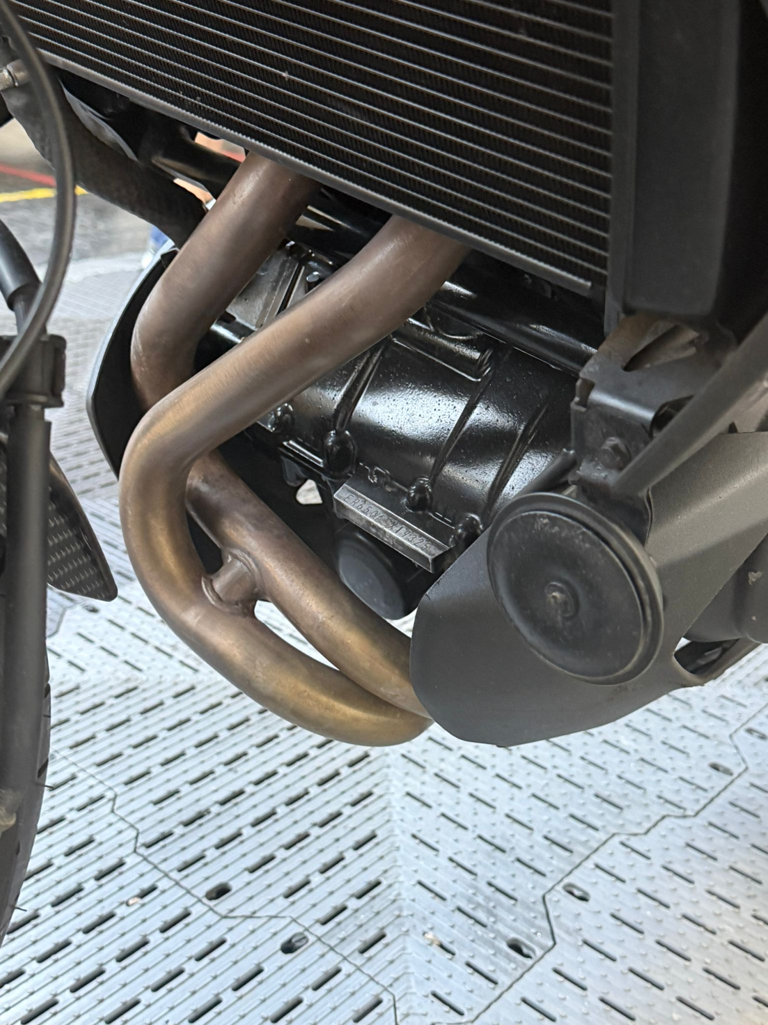 KAWASAKI VERSYS 650 - Image 12