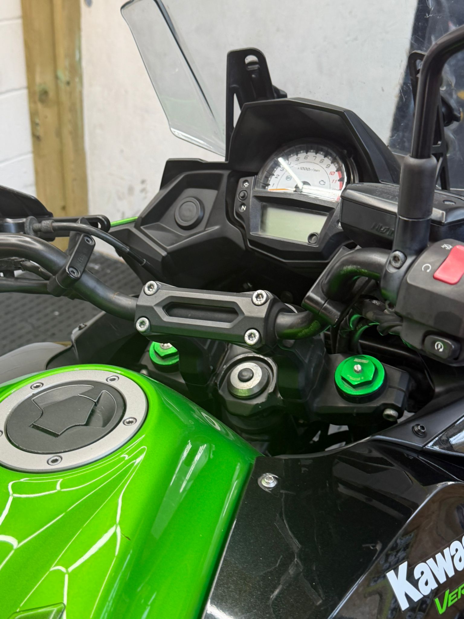 KAWASAKI VERSYS 650 - Image 10
