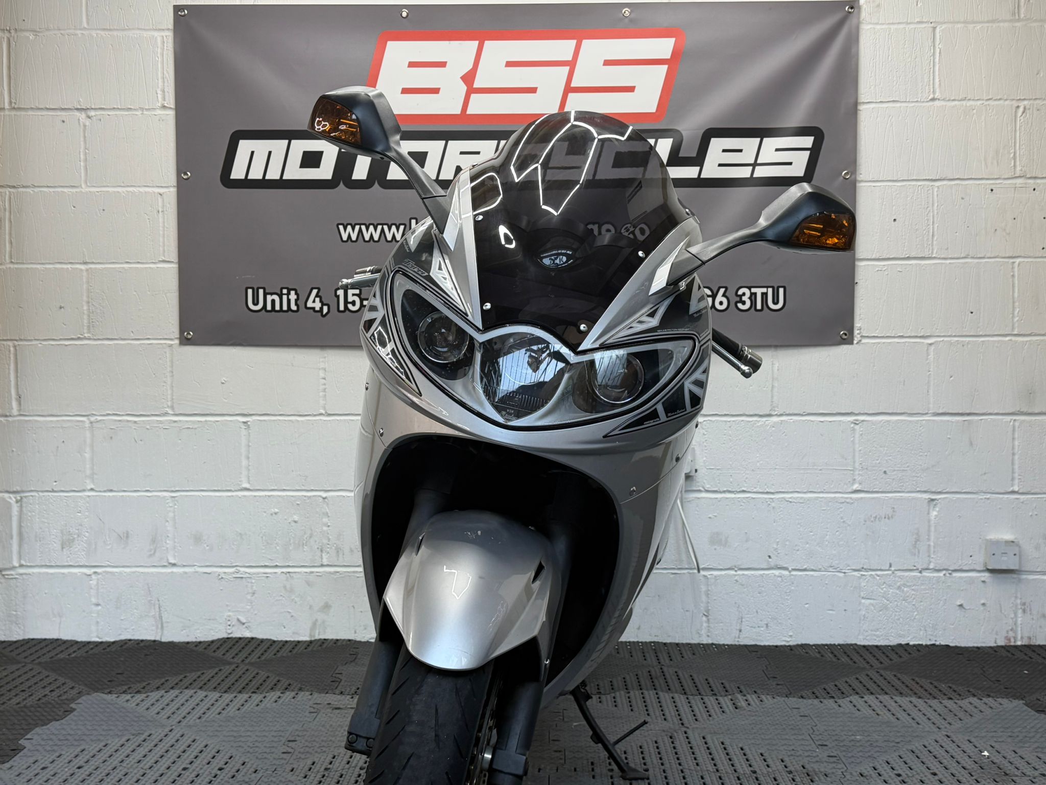 TRIUMPH SPRINT ST 1050 - Image 3