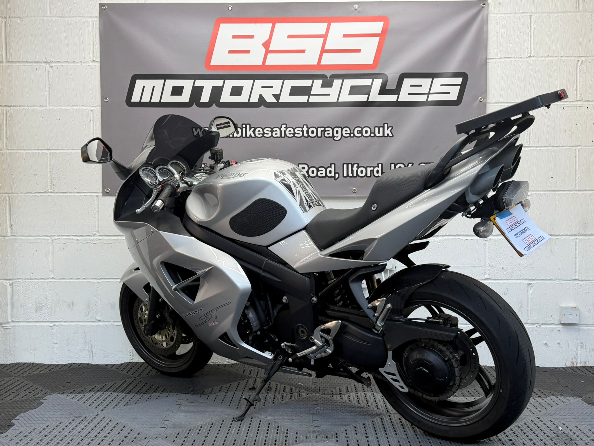 TRIUMPH SPRINT ST 1050 - Image 4