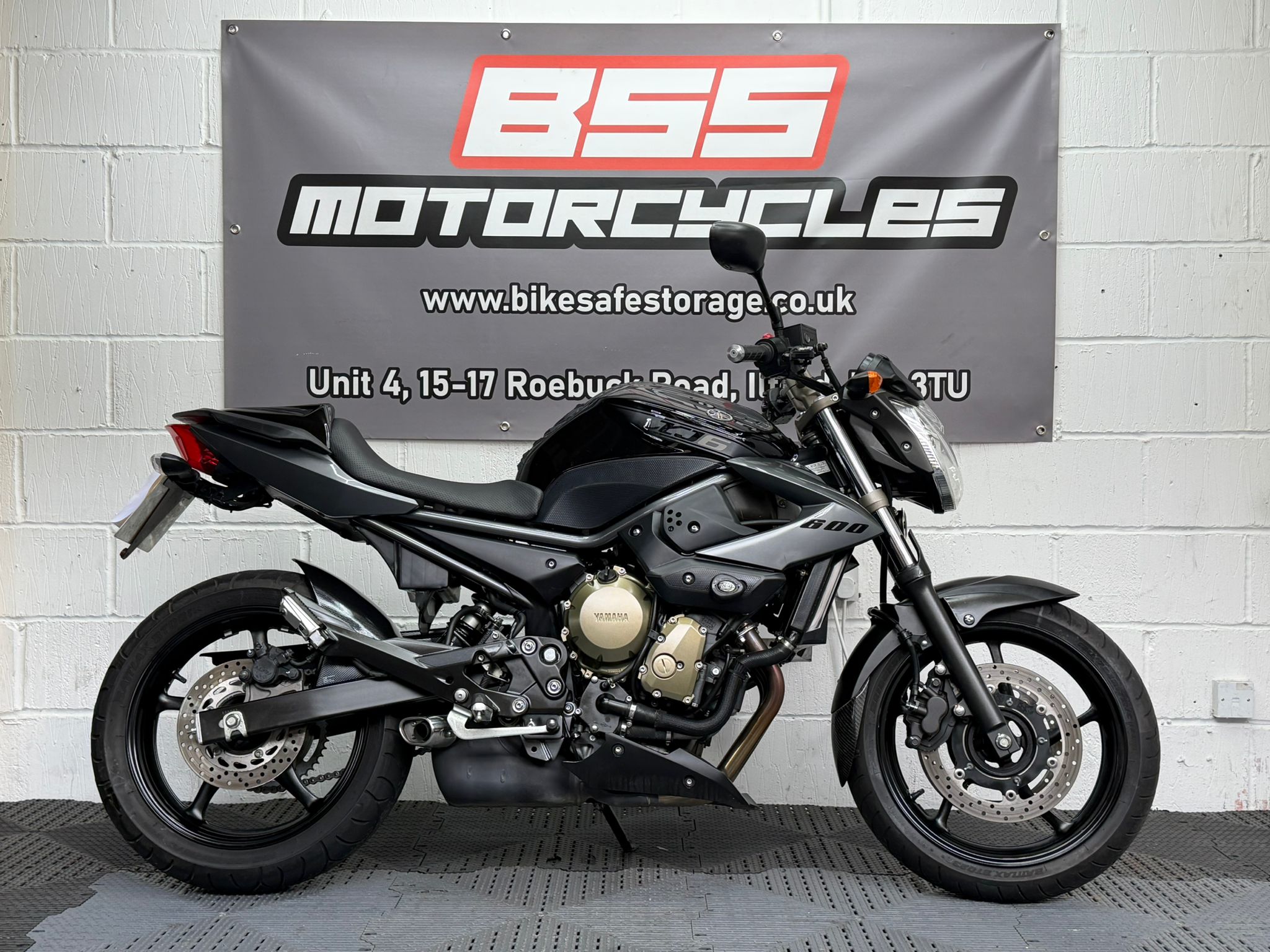YAMAHA XJ600