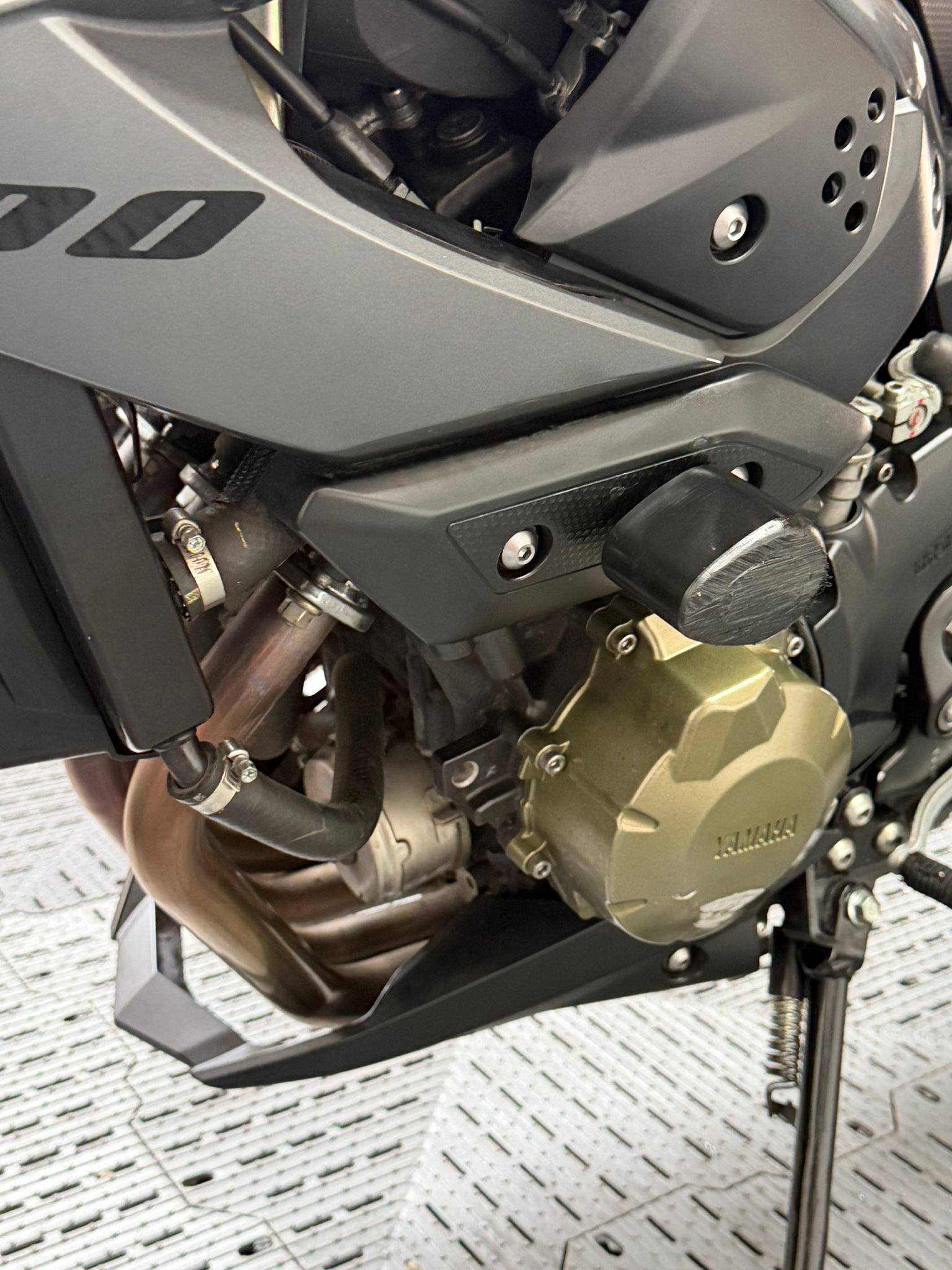 YAMAHA XJ600 - Image 11