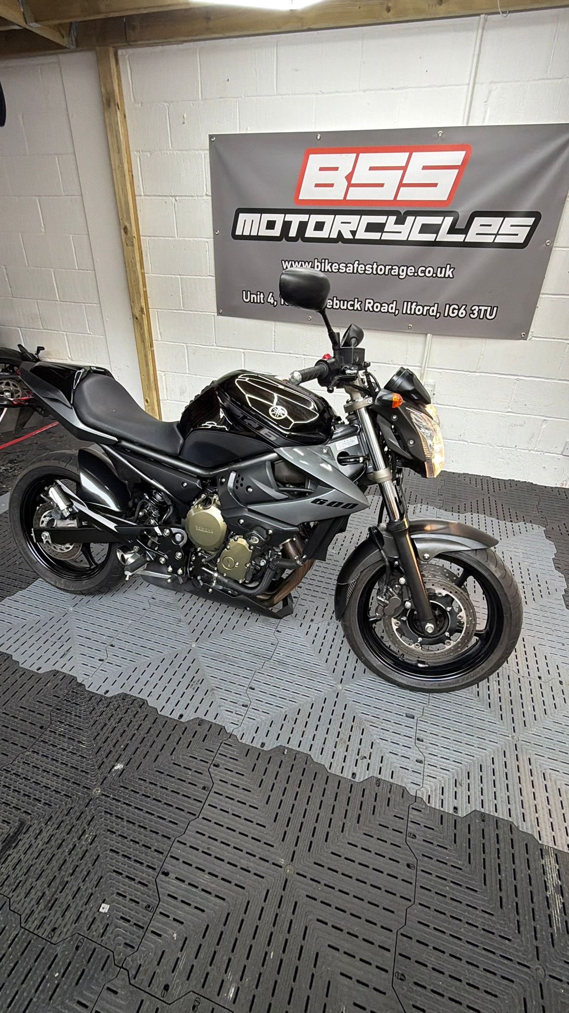 YAMAHA XJ600 - Image 21
