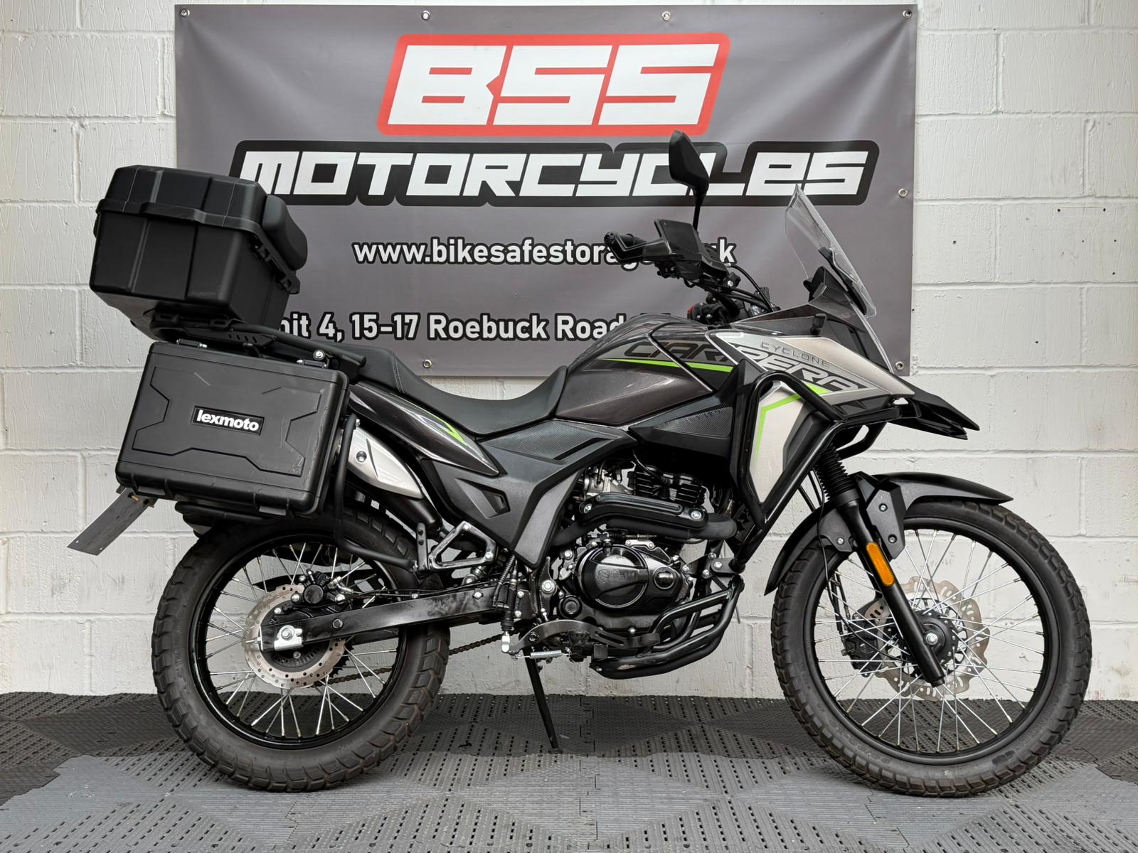 LEXMOTO CARRERA 125
