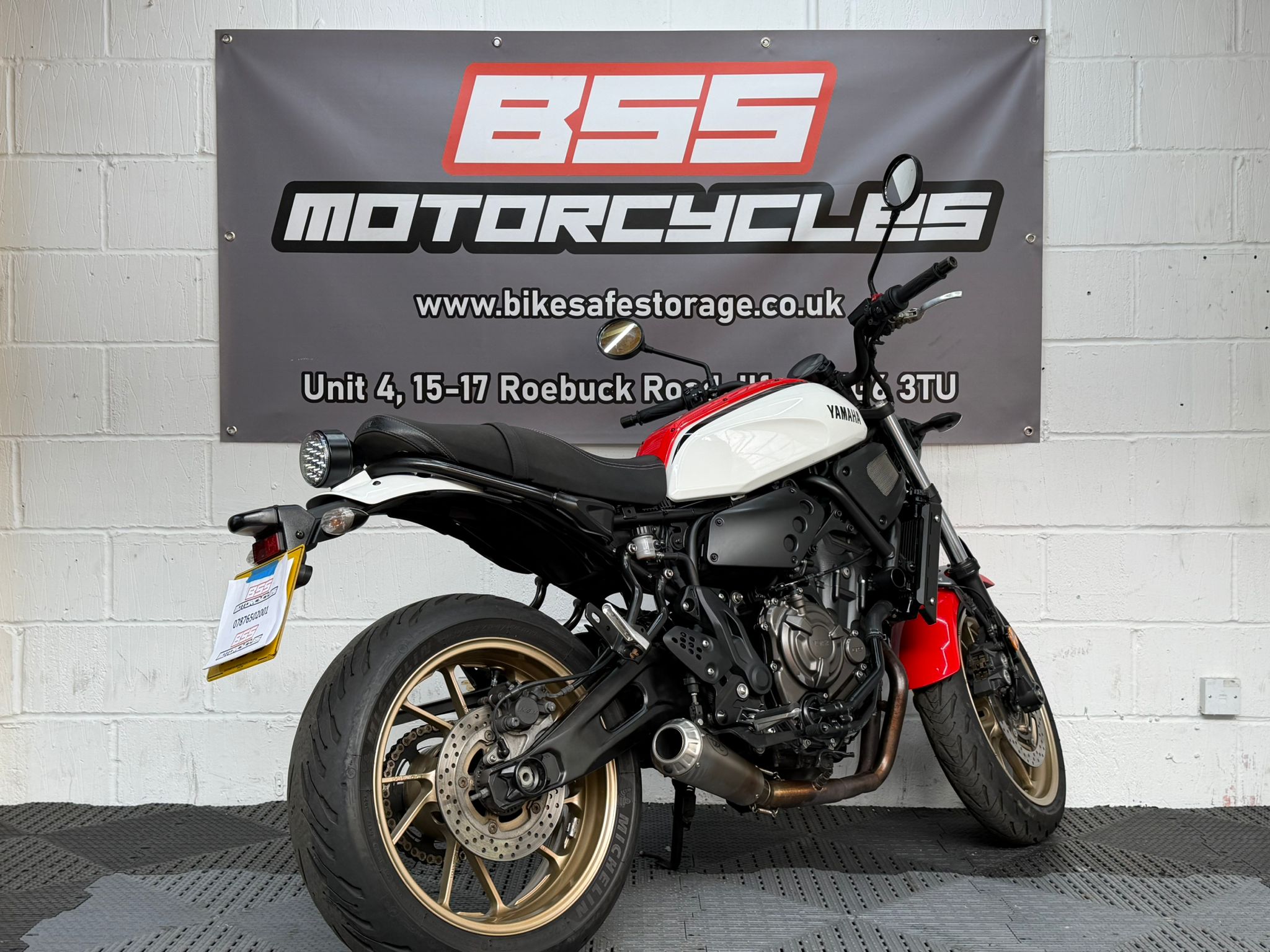YAMAHA XSR700 - Image 13
