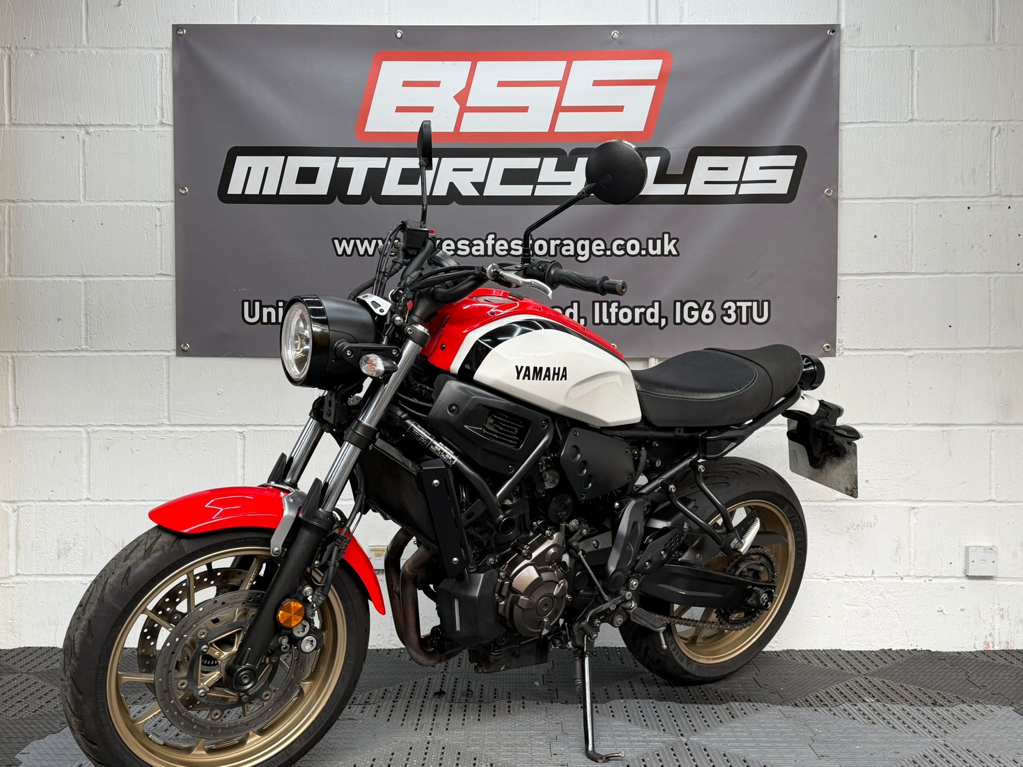 YAMAHA XSR700 - Image 17