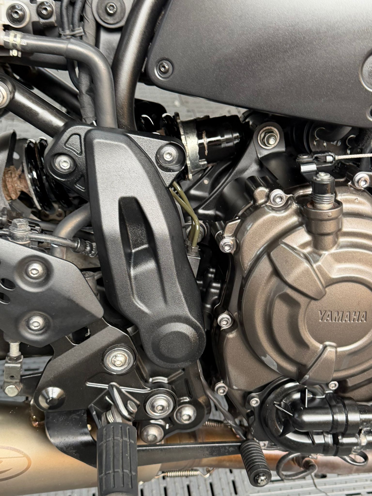 YAMAHA XSR700 - Image 5