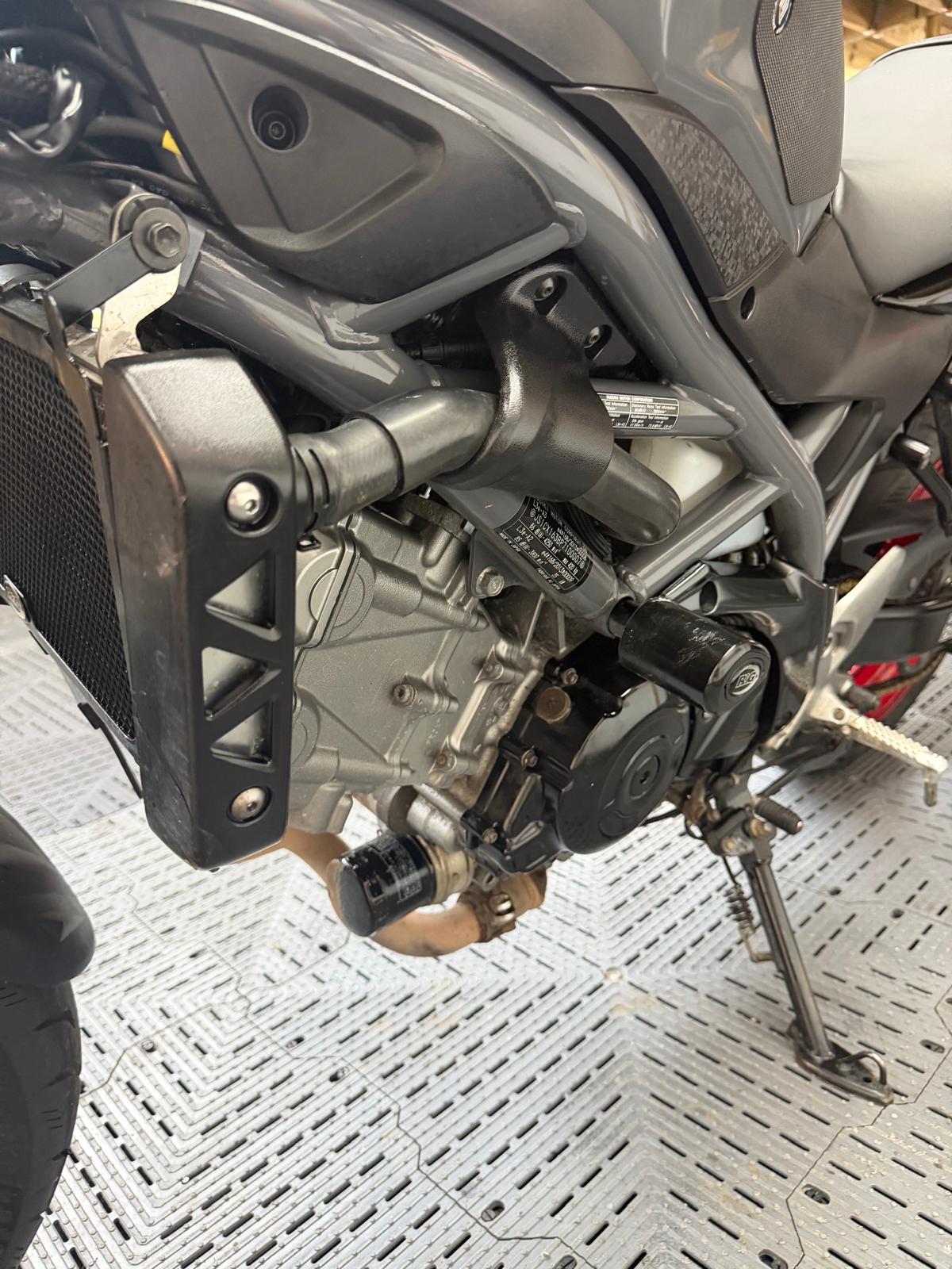 SUZUKI SV650 AM3 - Image 13