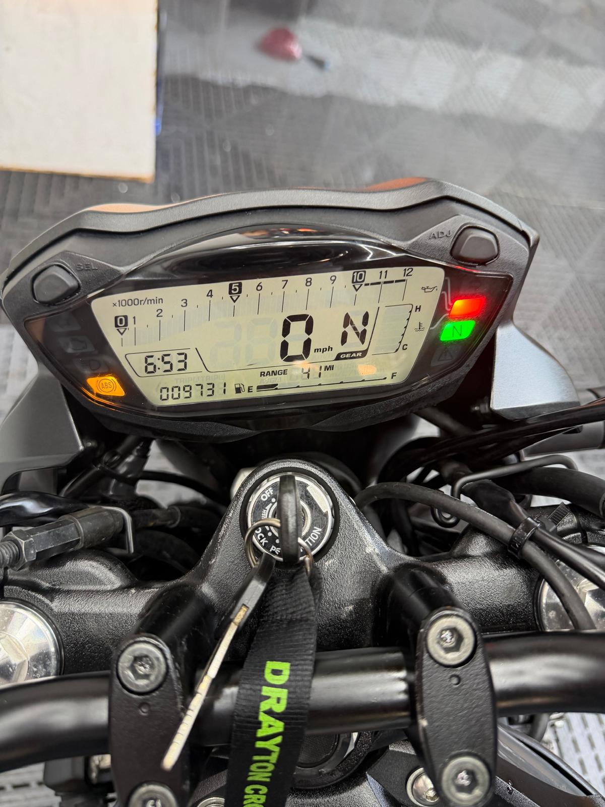 SUZUKI SV650 AM3 - Image 9