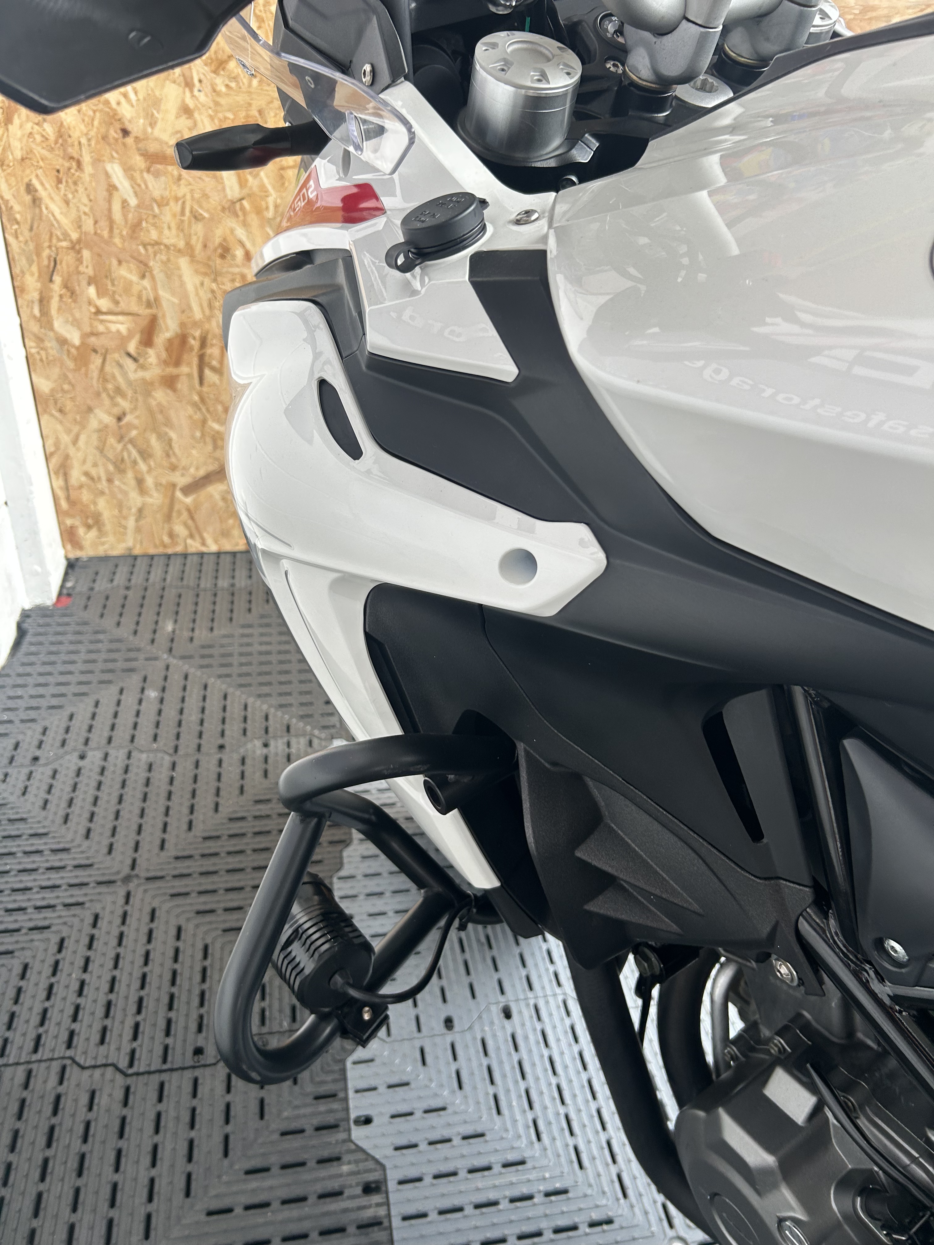BENELLI TRK 502 - Image 5