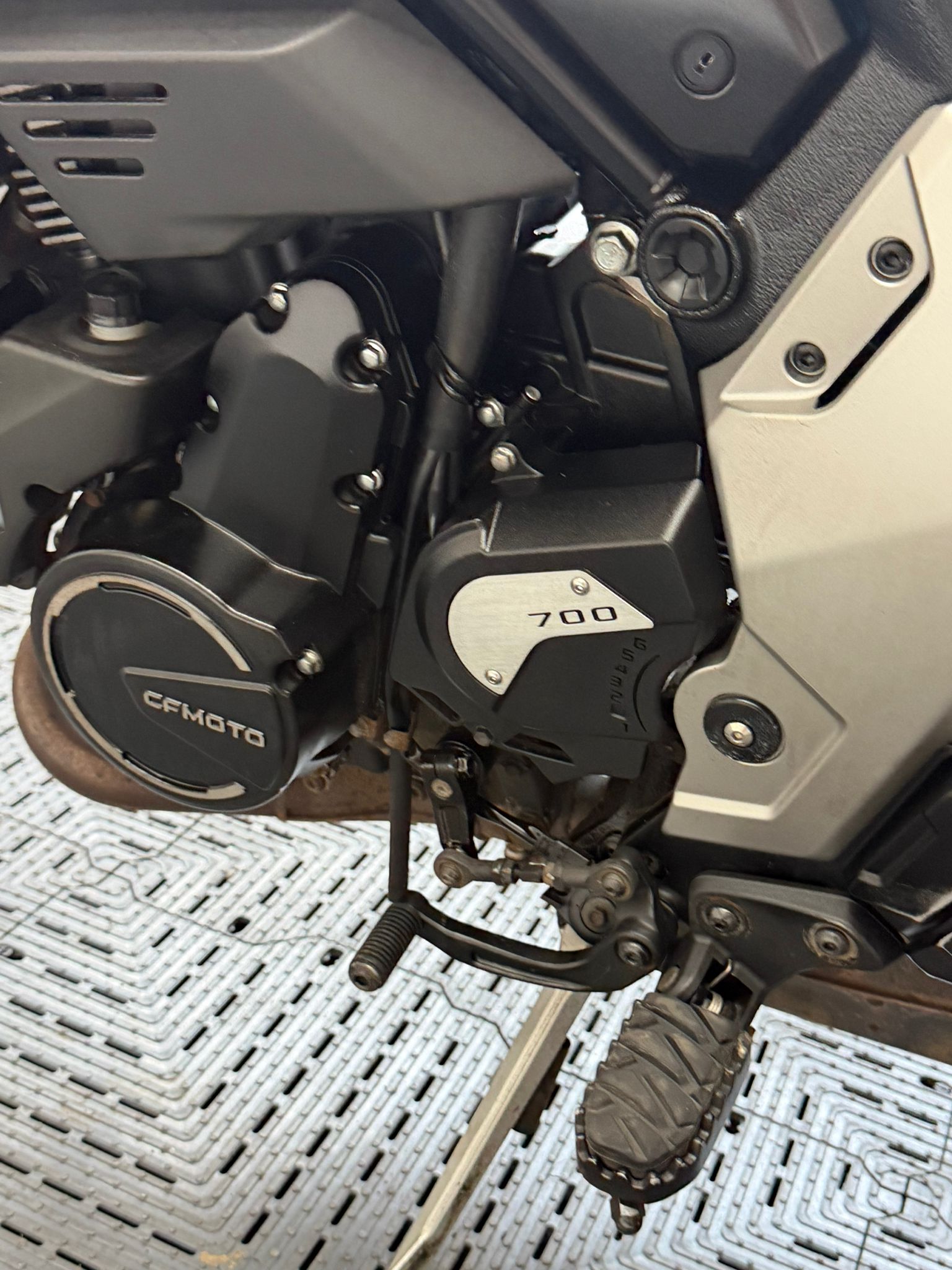 CFMOTO 700CL-X Heritage - Image 9
