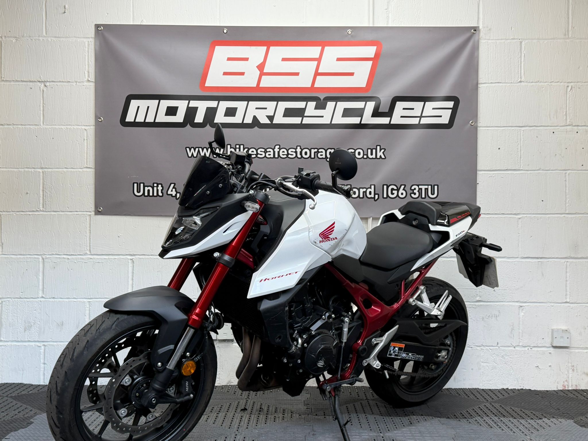 HONDA CB750 Hornet - Image 3
