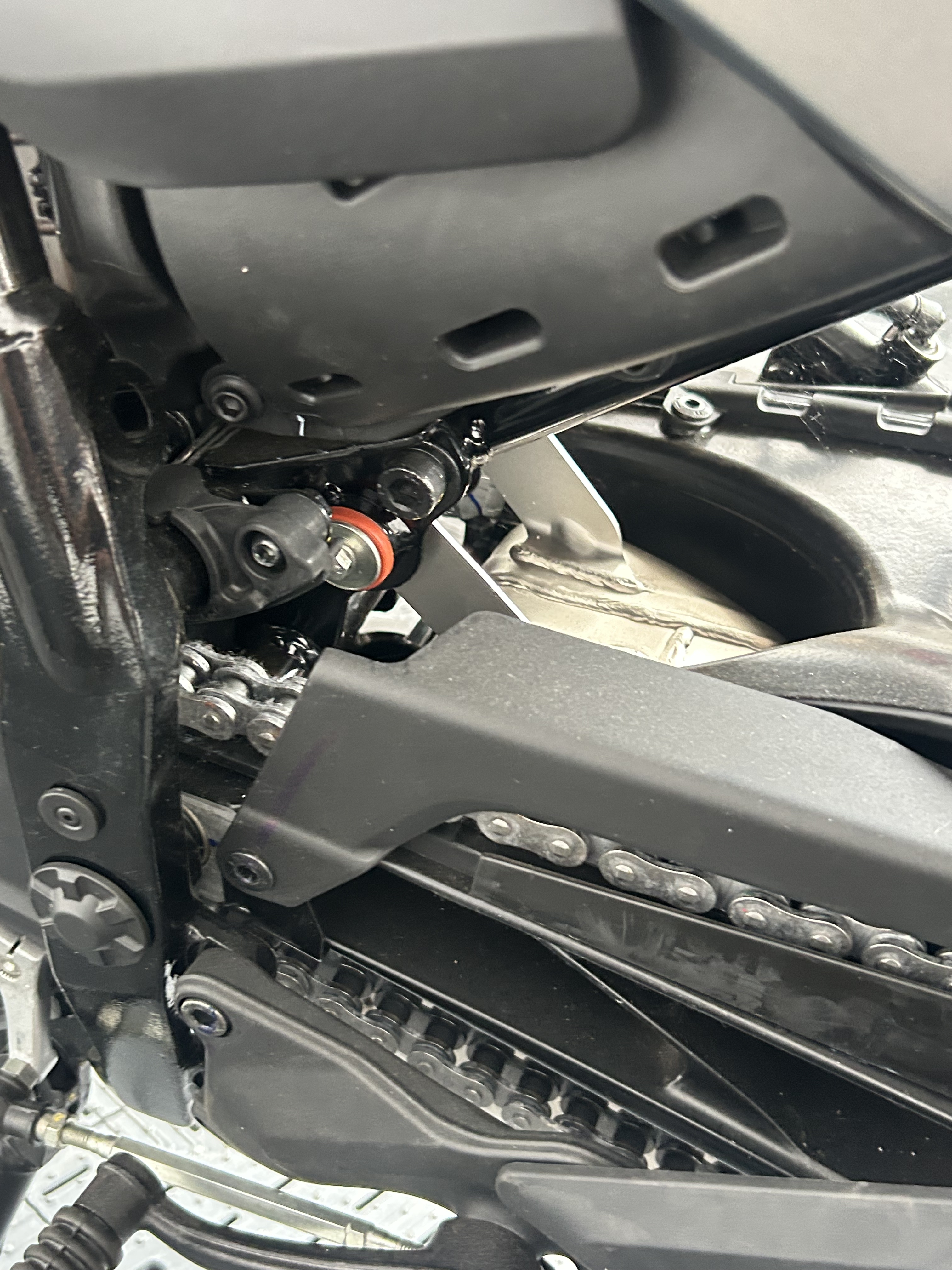 HUSQVARNA SVARTPILEN 401 - Image 4