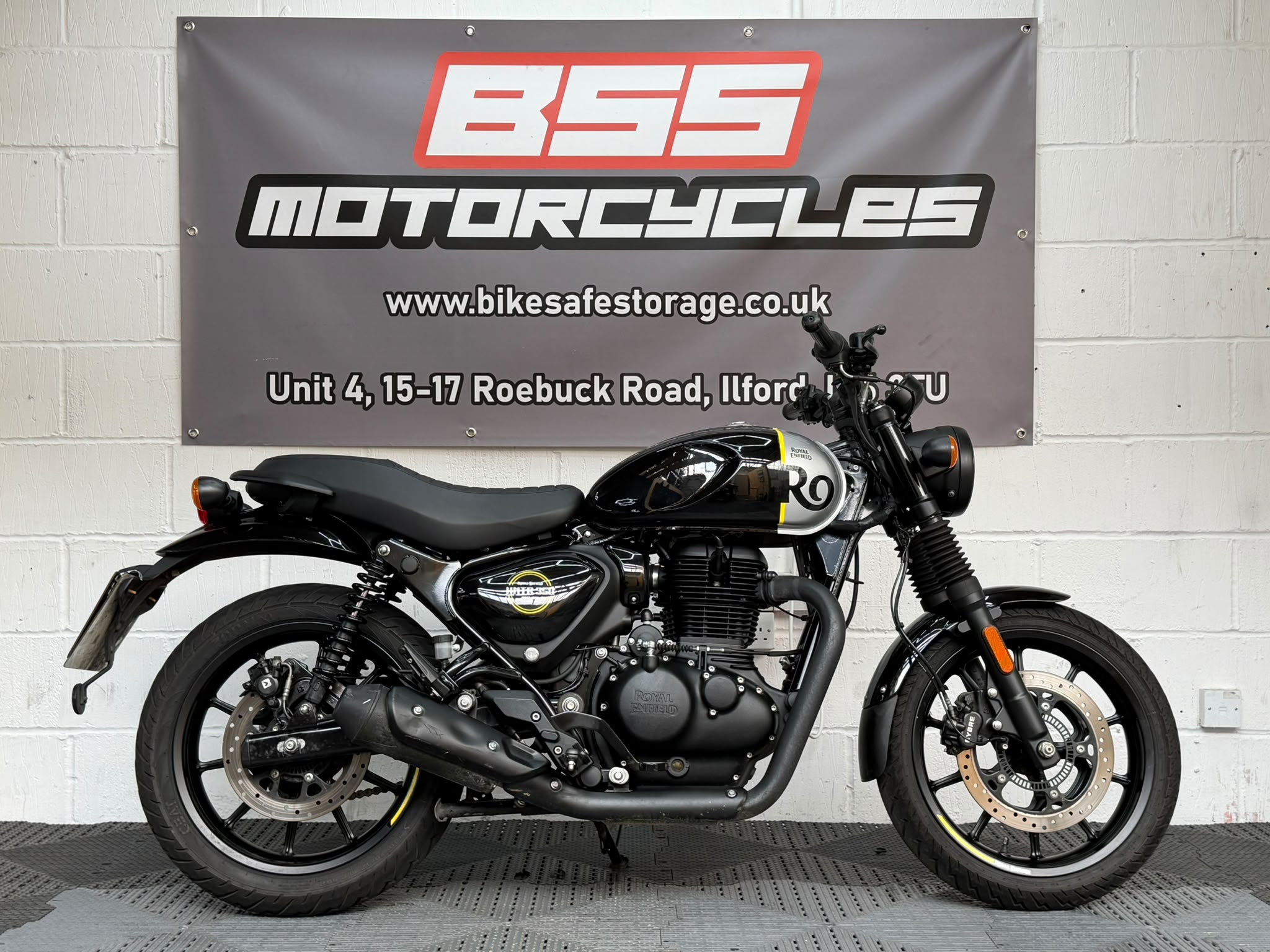 ROYAL ENFIELD HUNTER 350